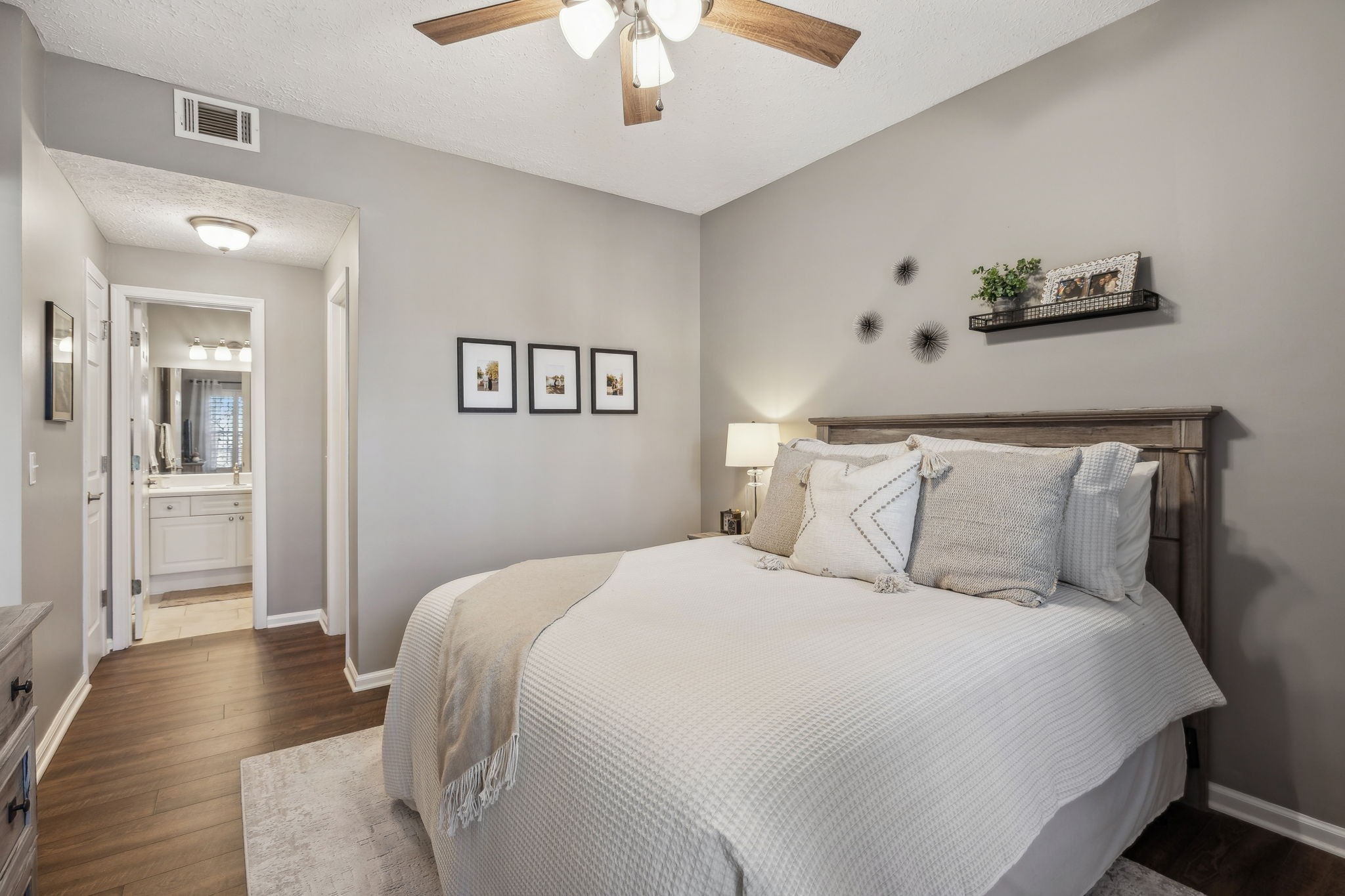 2025 Woodmont Blvd Unit: 228