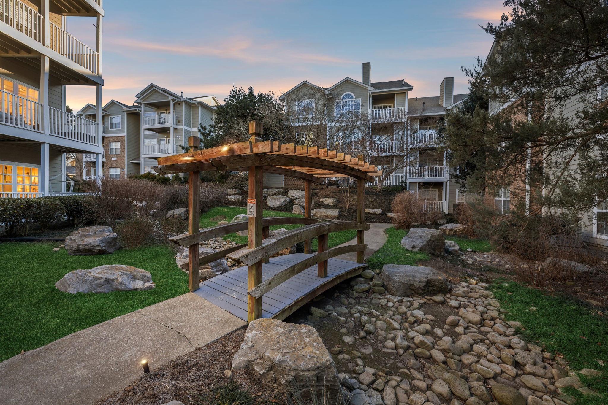 2025 Woodmont Blvd Unit: 228