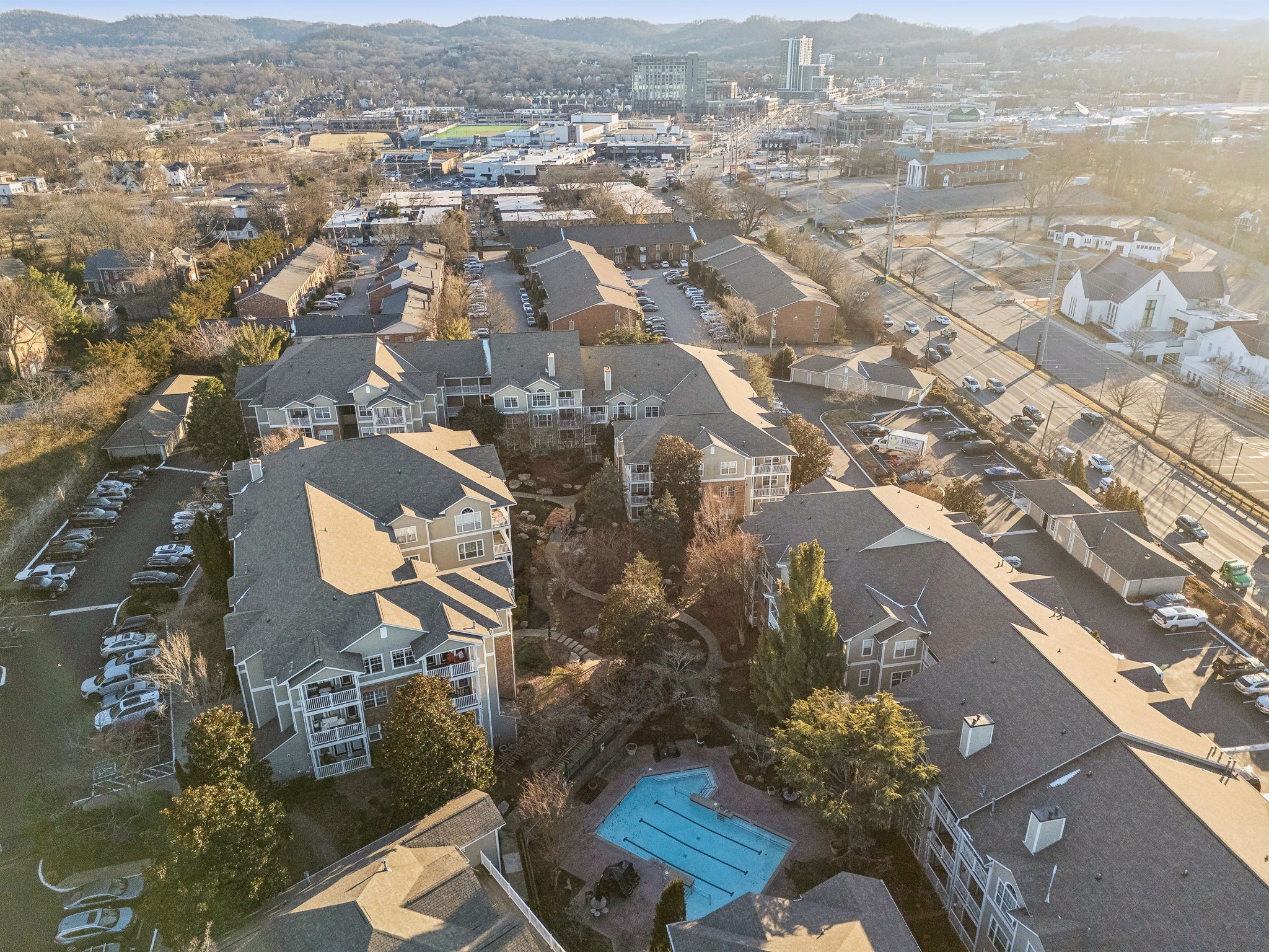 2025 Woodmont Blvd Unit: 228
