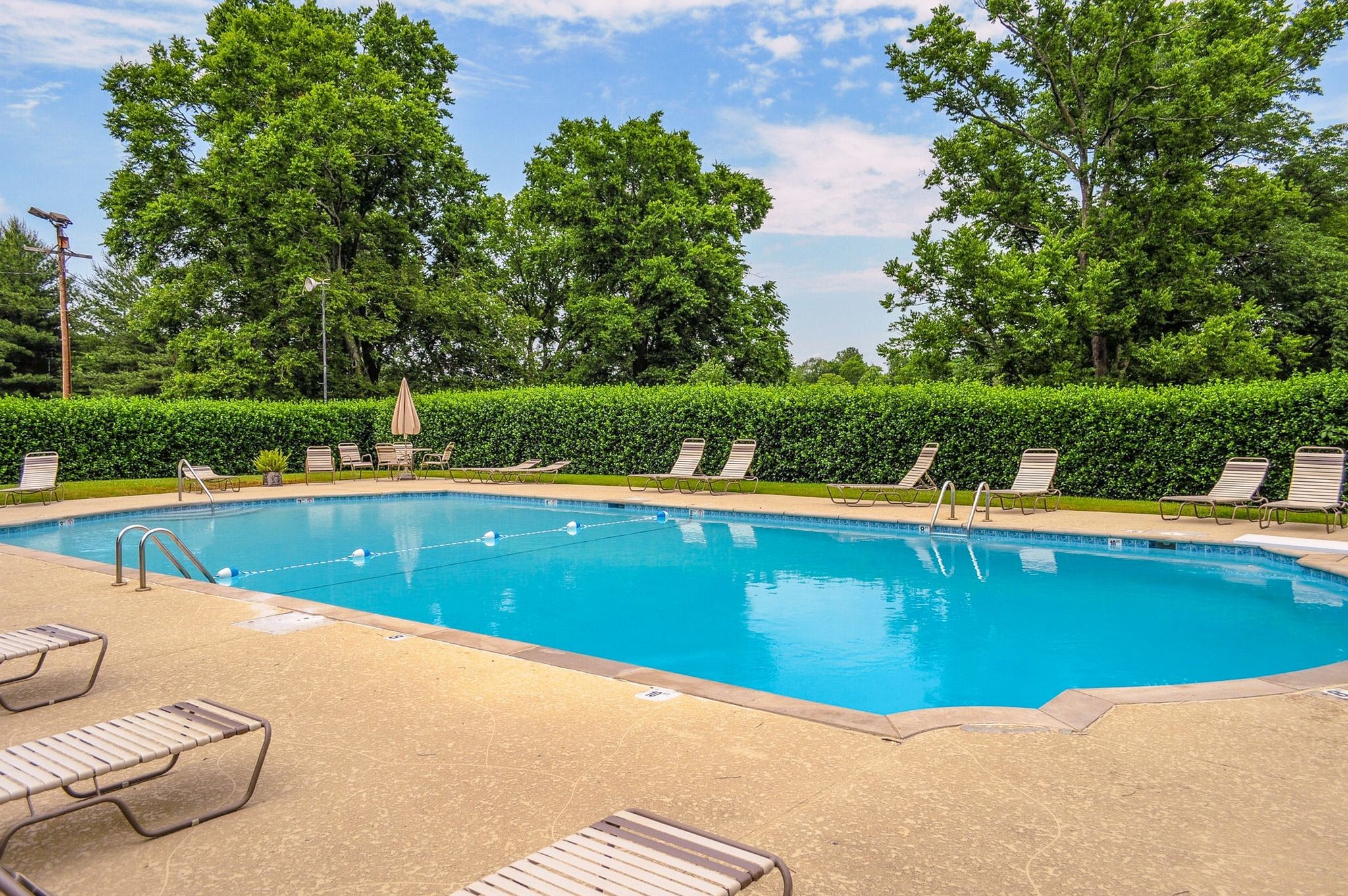 214 Chestnut Hill Dr