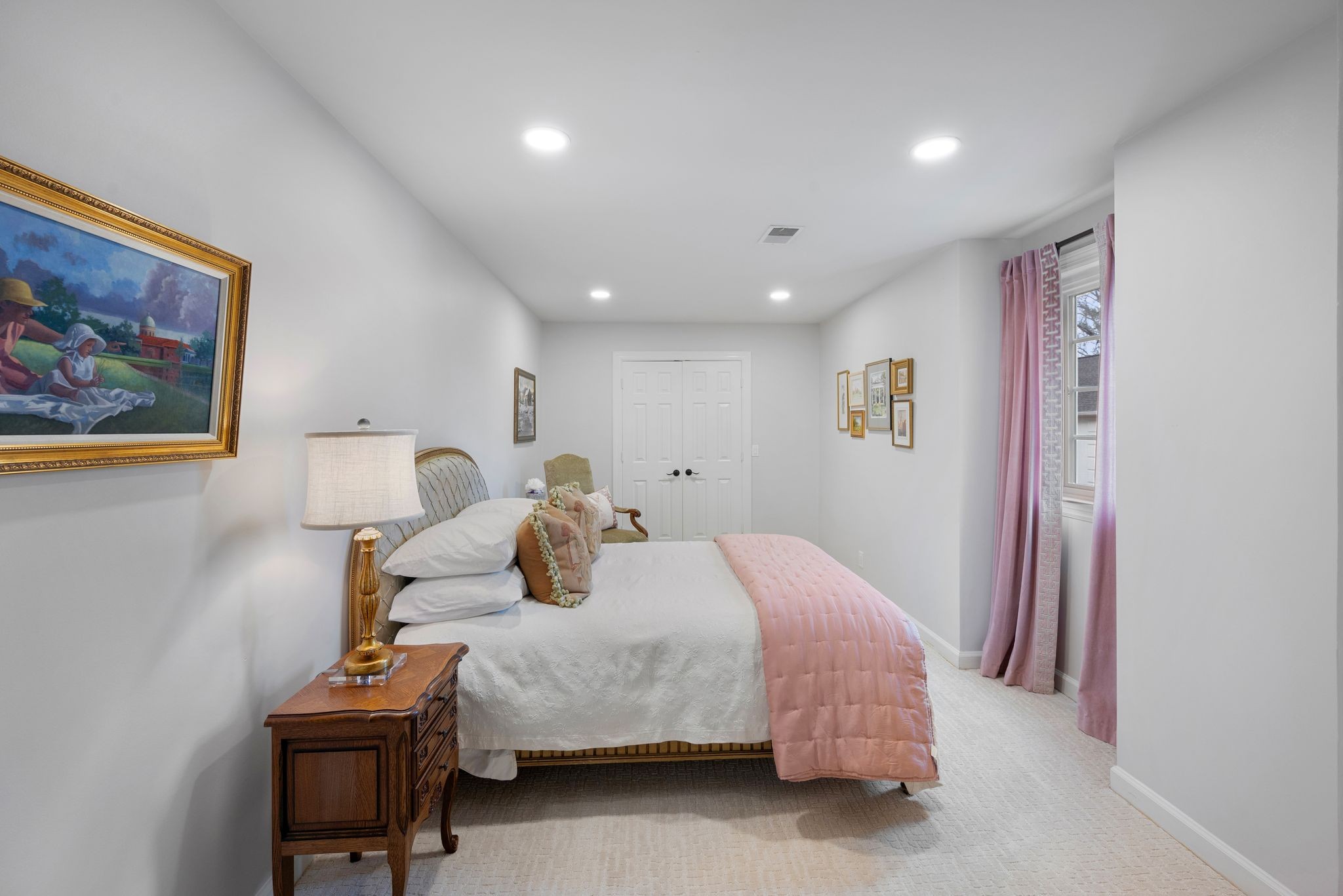 214 Chestnut Hill Dr