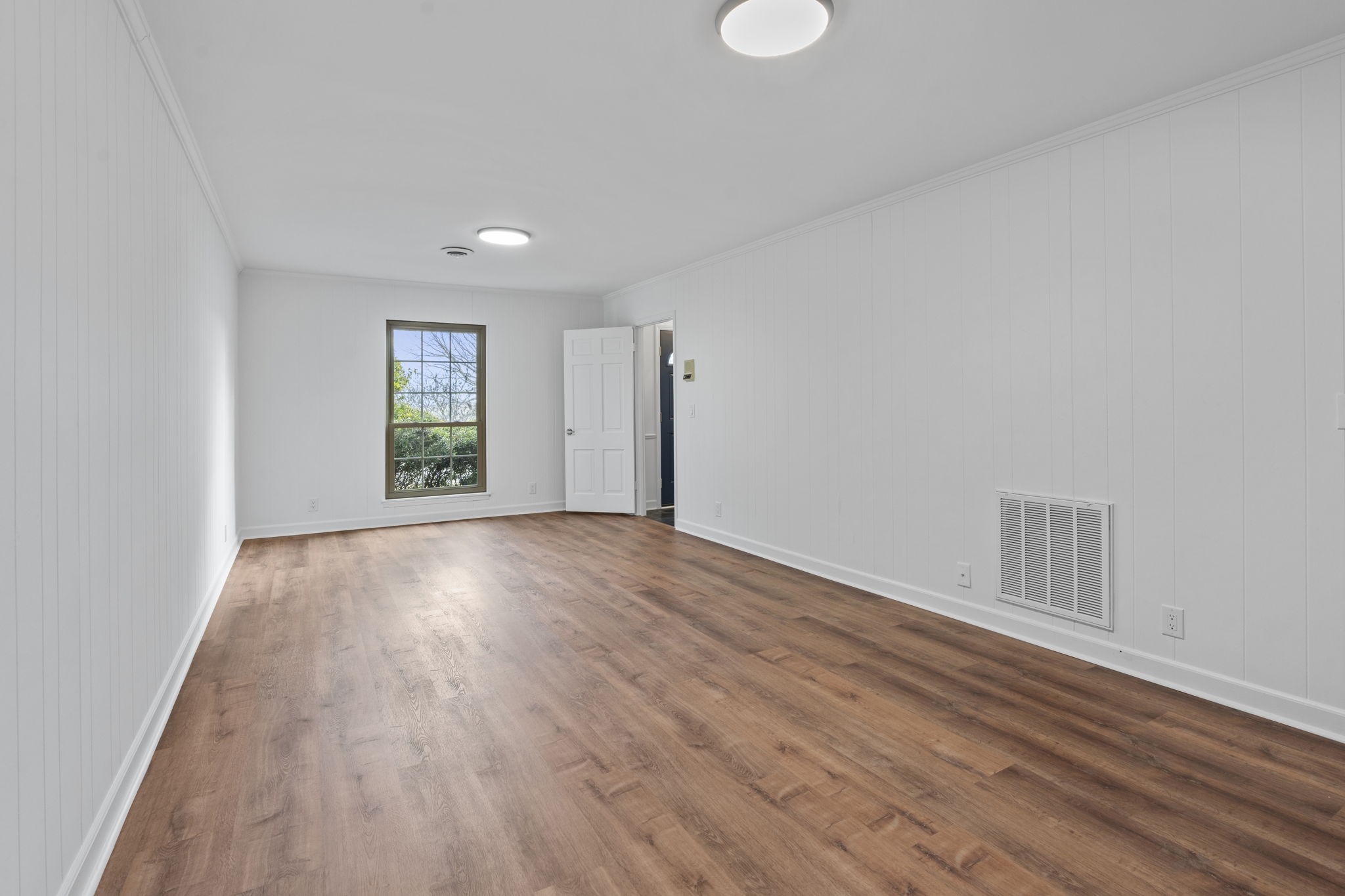 127 Jefferson Sq