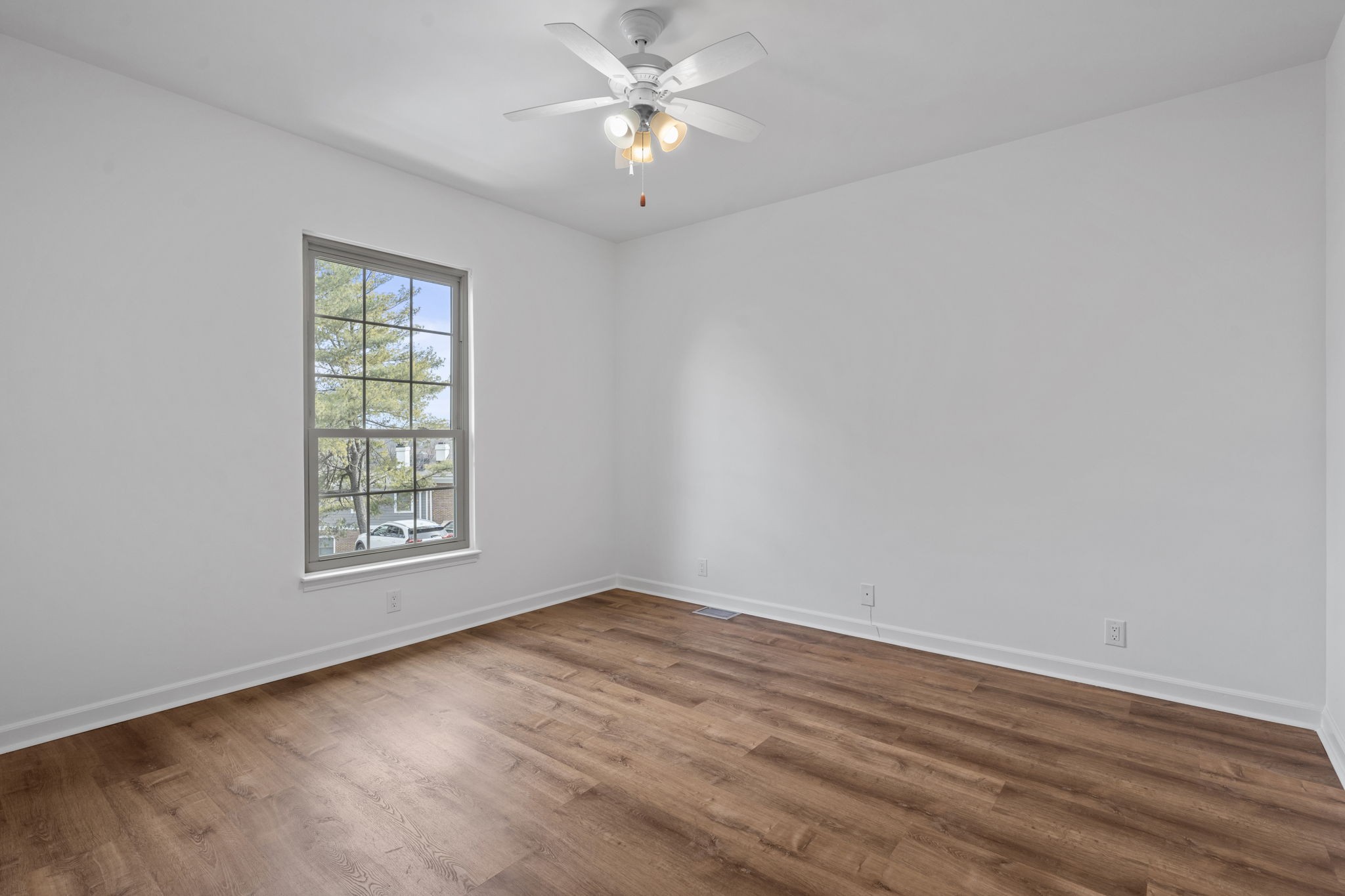 127 Jefferson Sq
