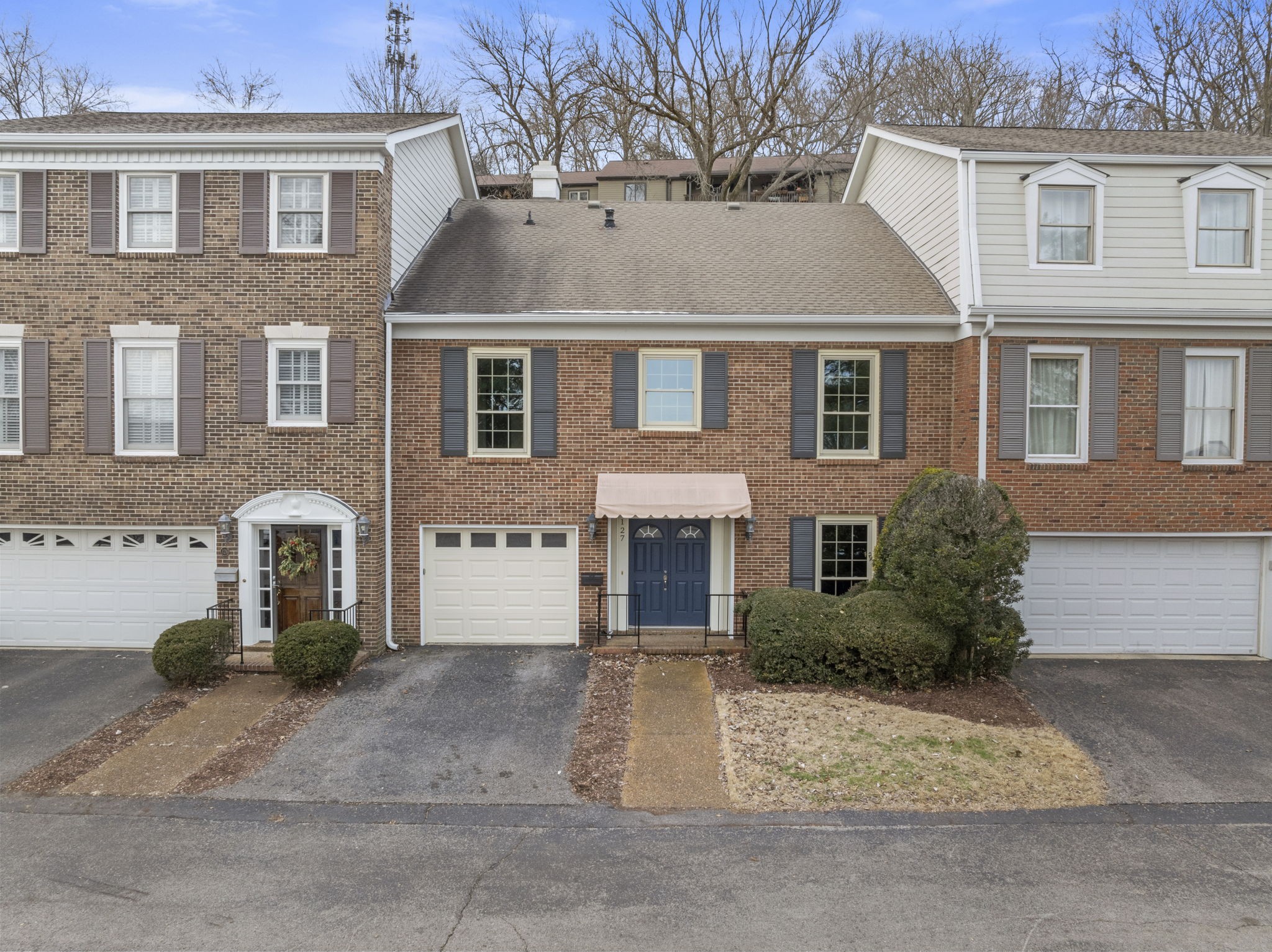 127 Jefferson Sq