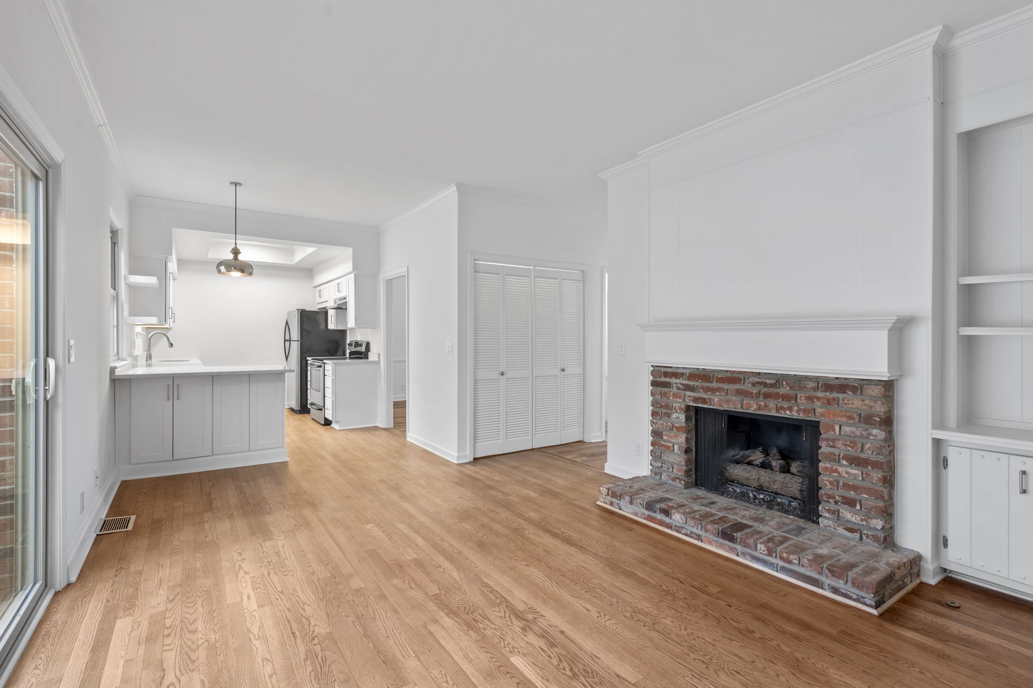 127 Jefferson Sq