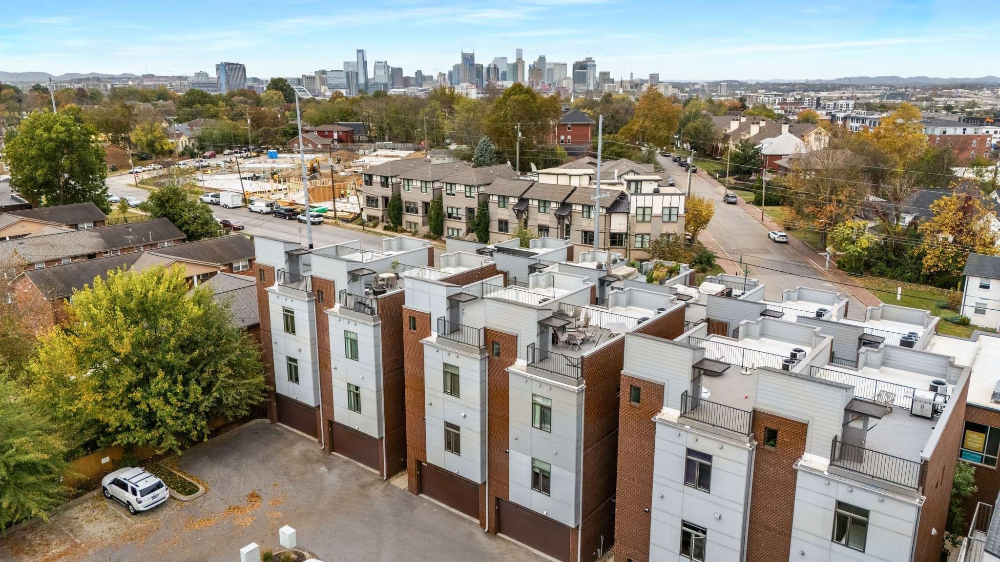 1004 Russell St Unit: 4