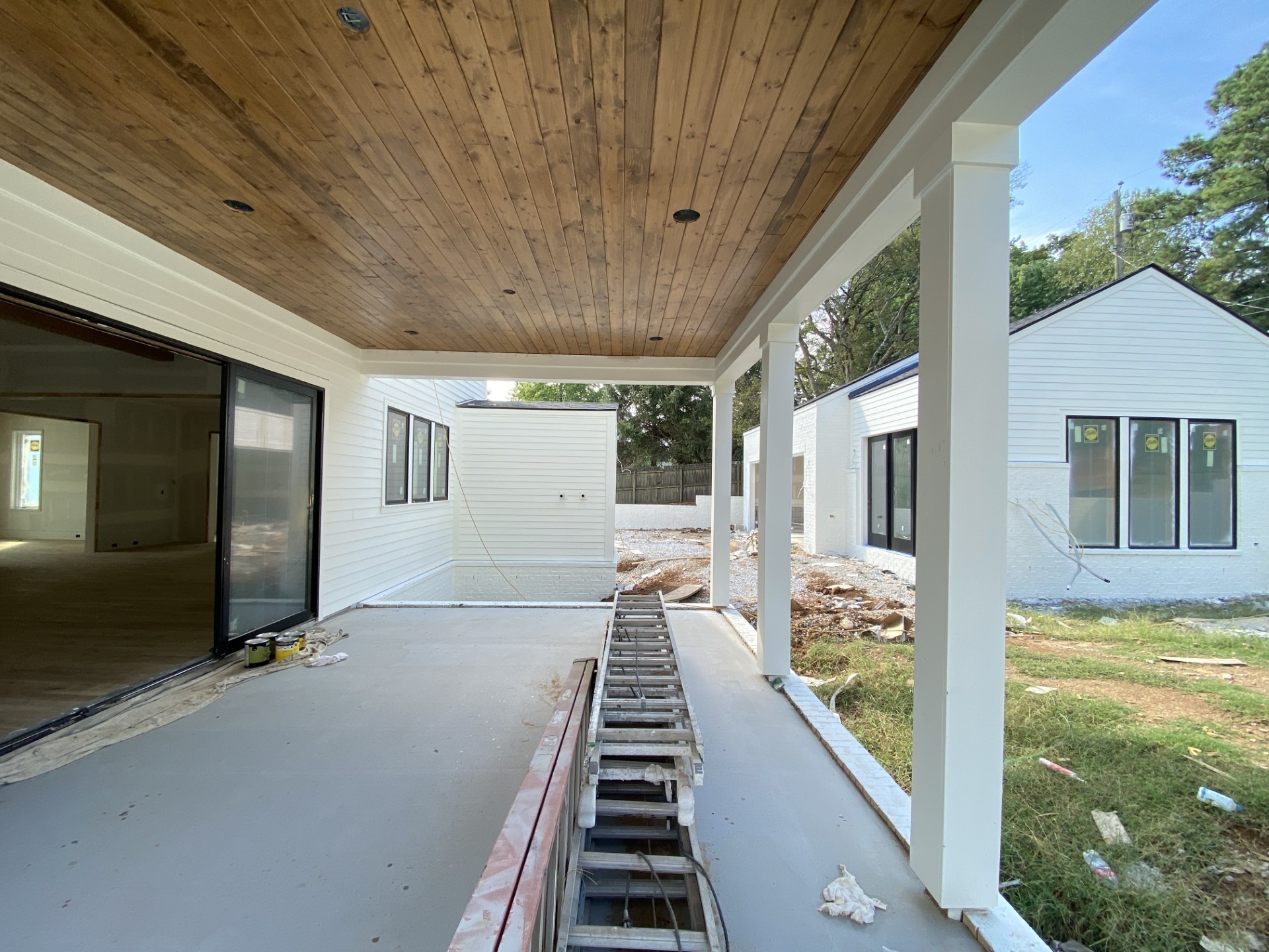 3603 Rainbow Pl