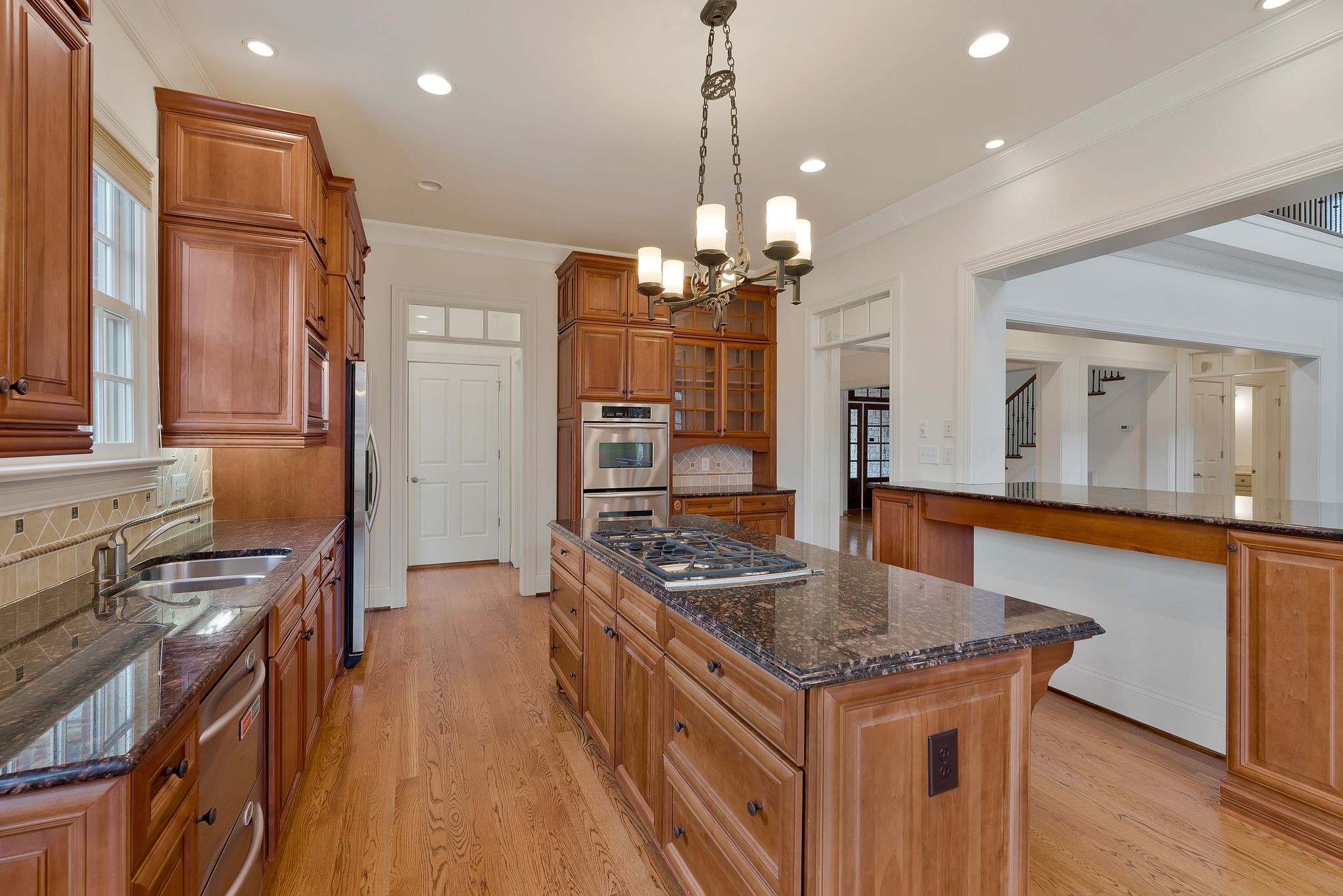 5226 Lysander Ln