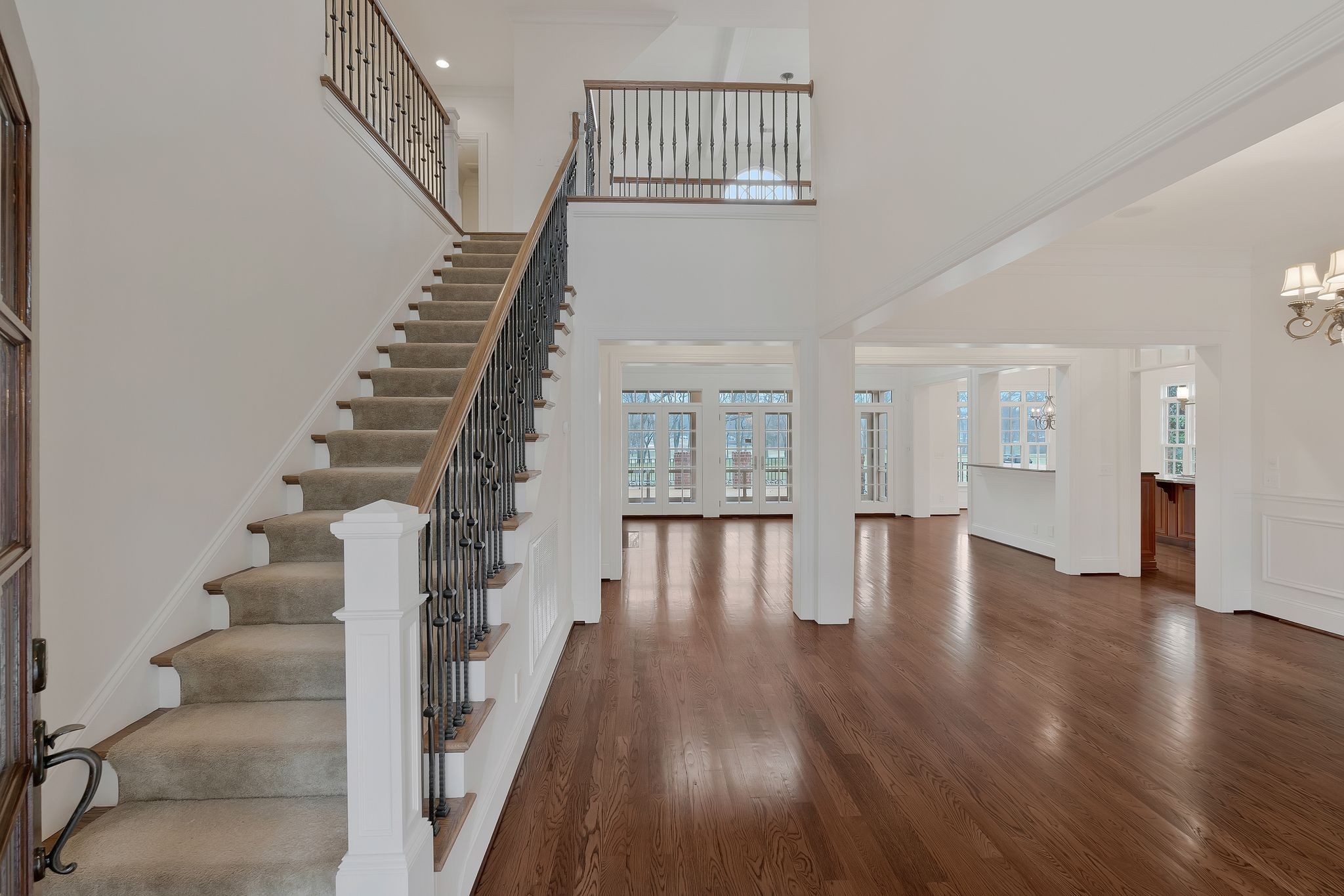 5226 Lysander Ln