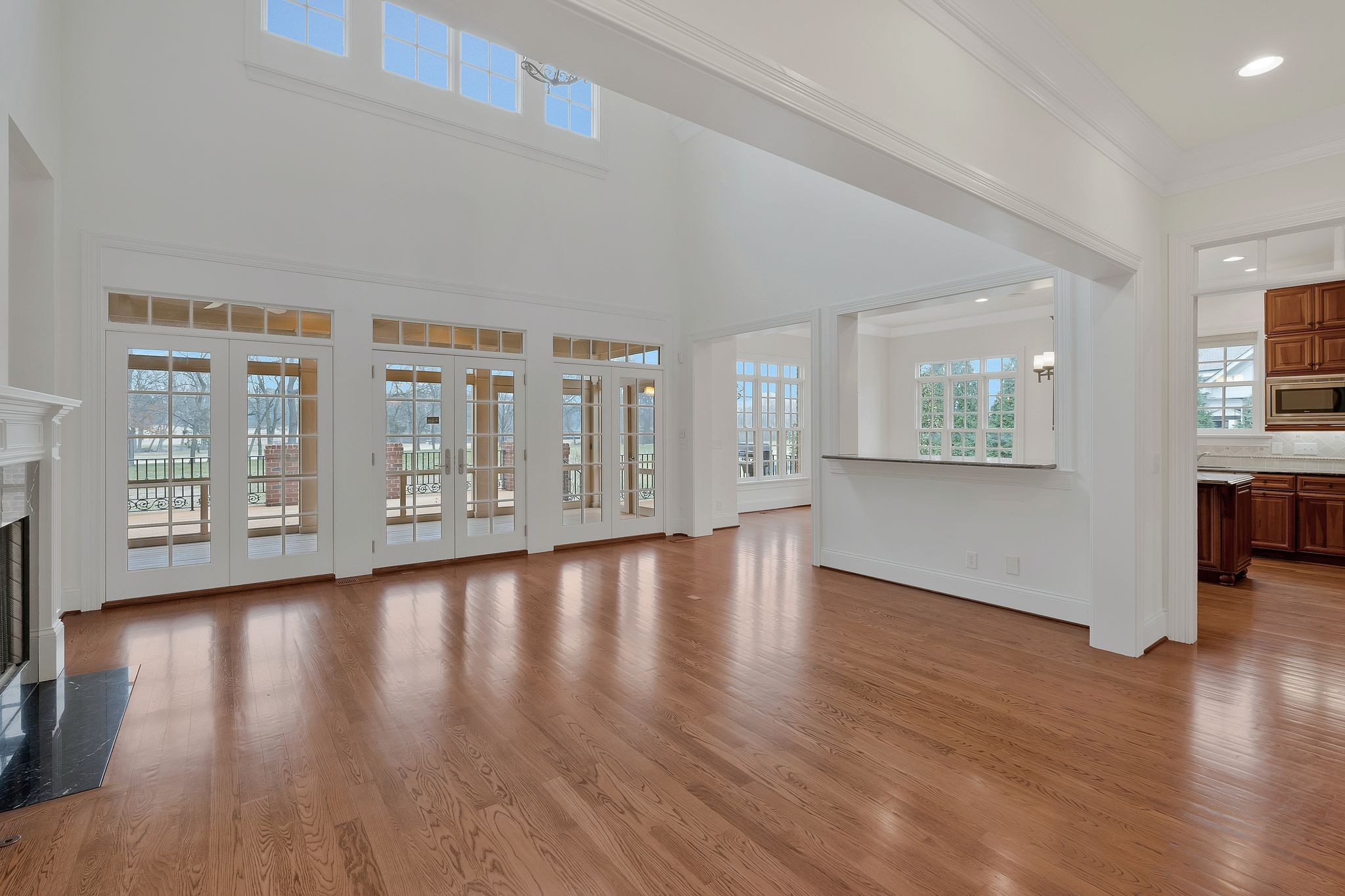 5226 Lysander Ln