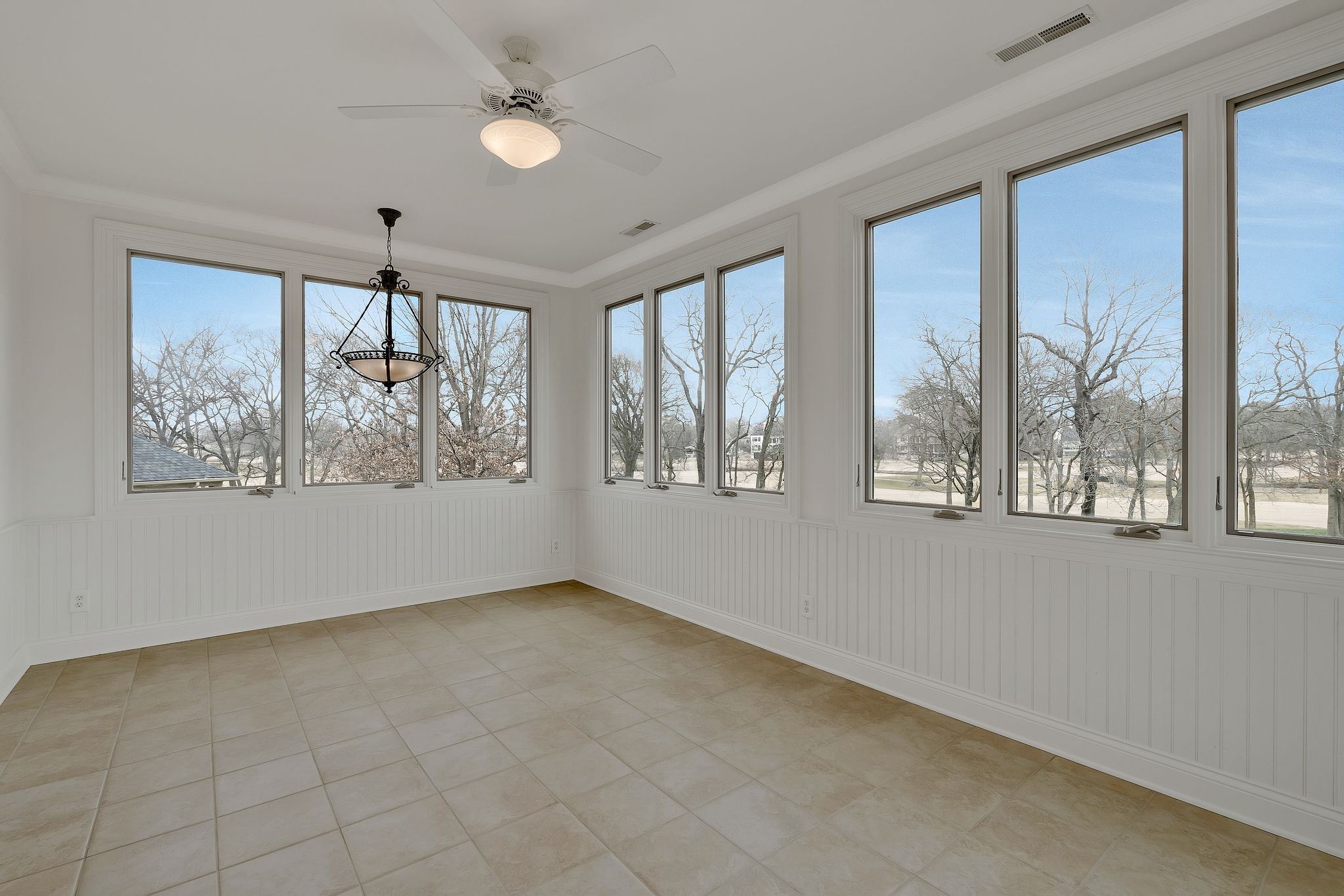 5226 Lysander Ln