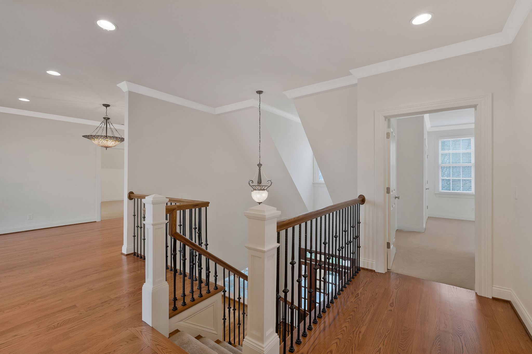 5226 Lysander Ln