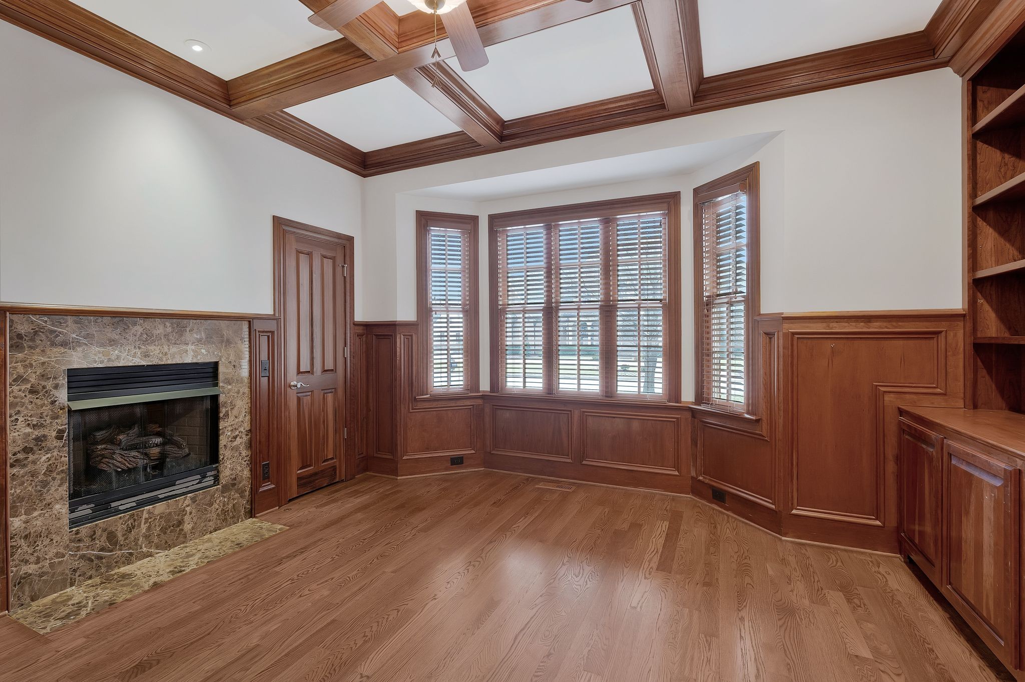 5226 Lysander Ln