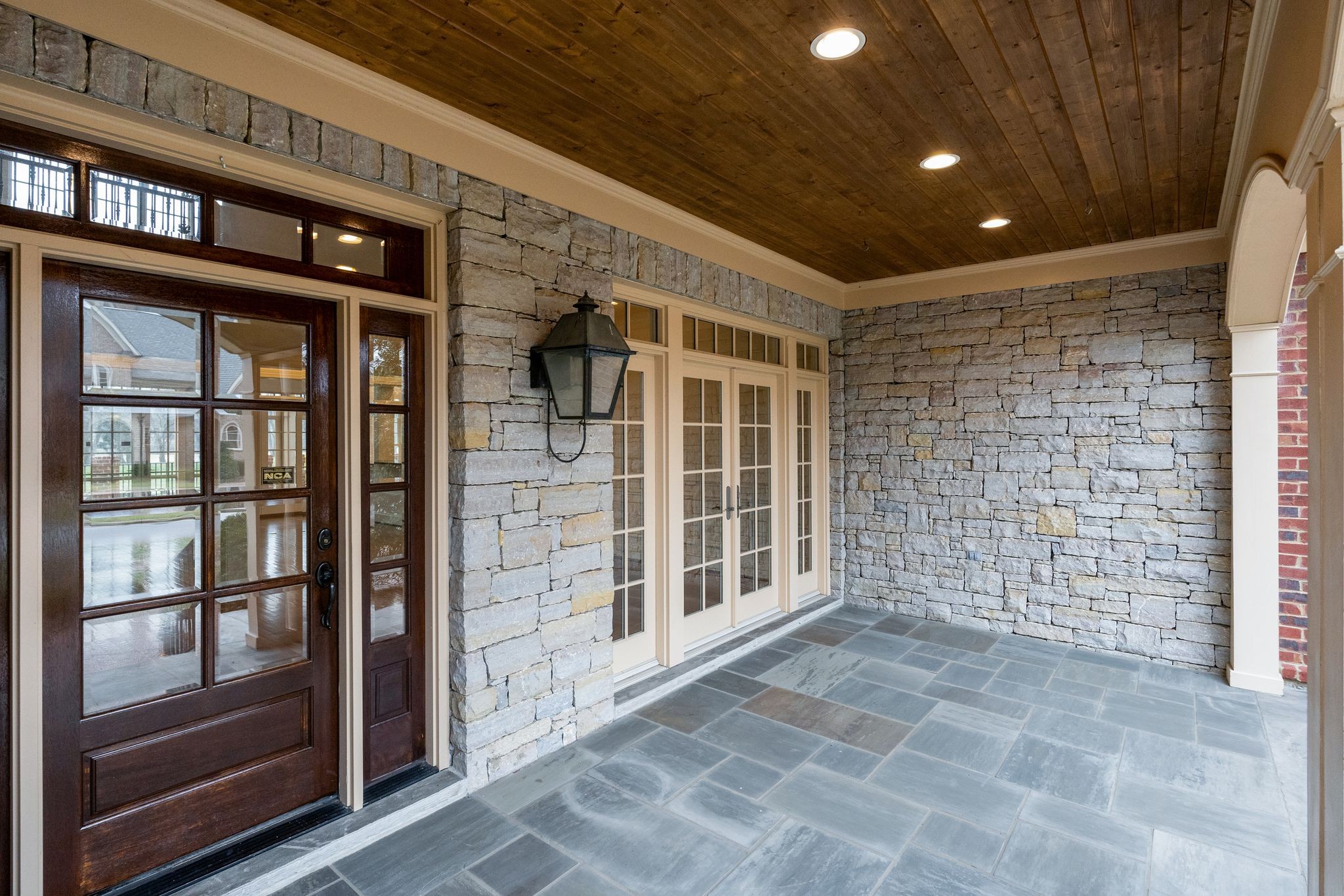 5226 Lysander Ln