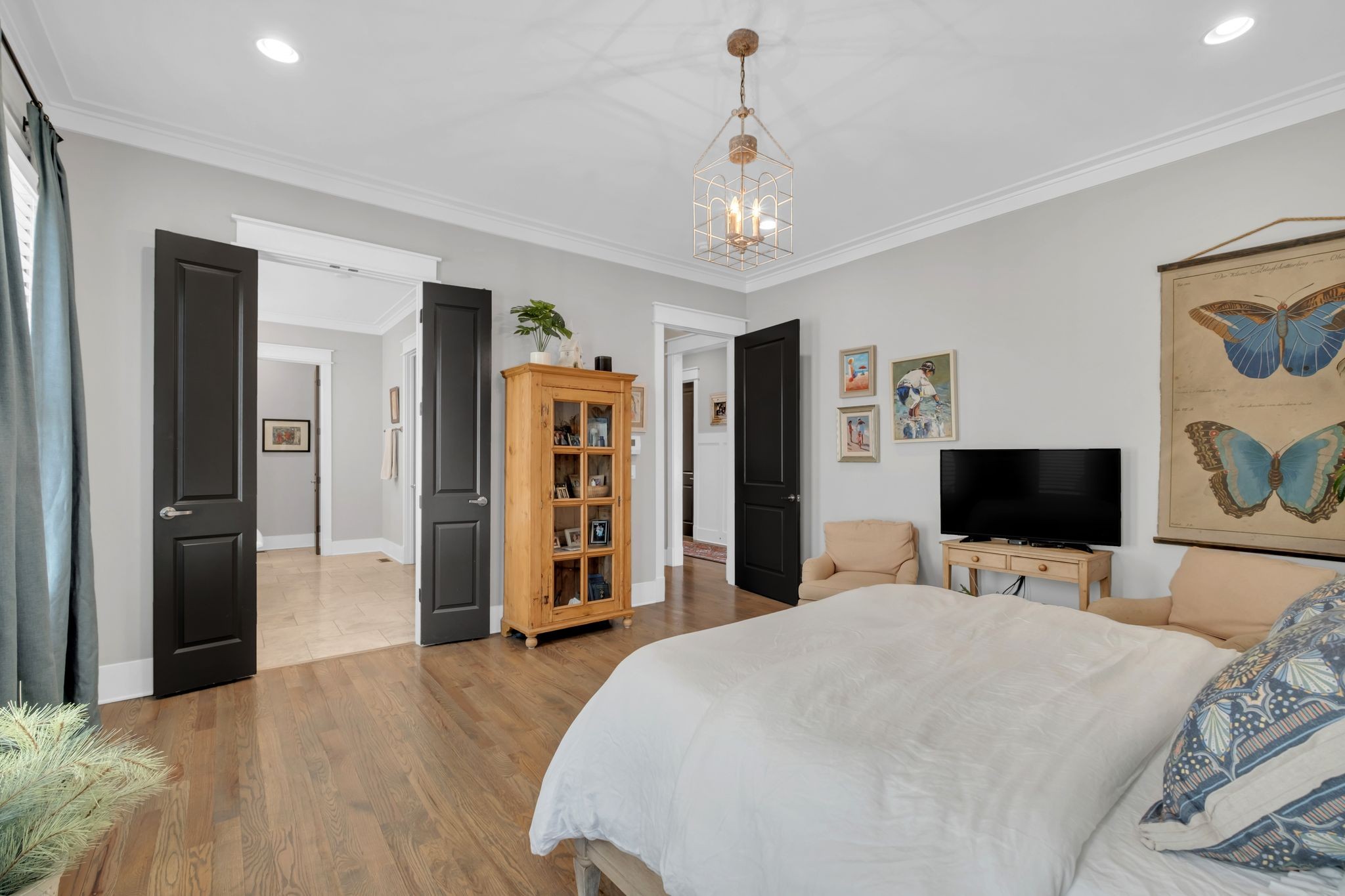 1112B Biltmore Dr