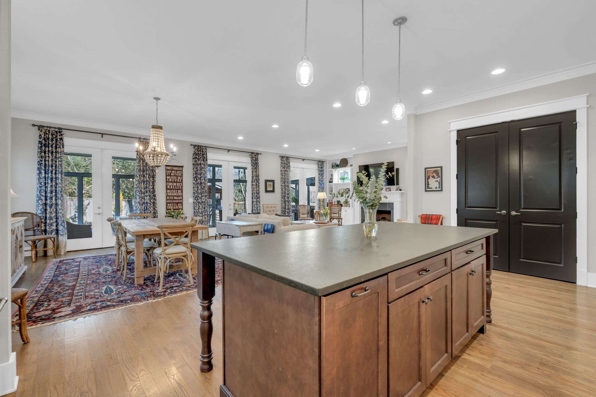 1112B Biltmore Dr