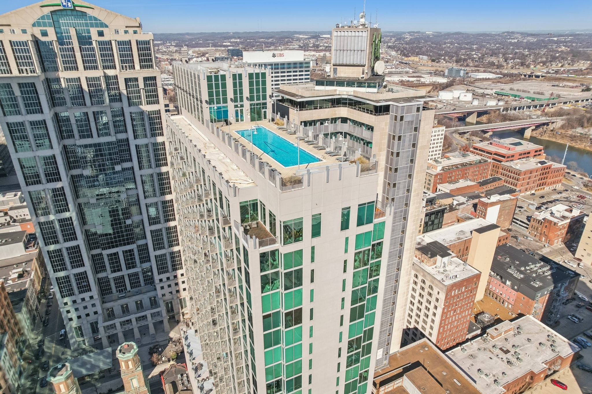 415 Church St Unit: 1104