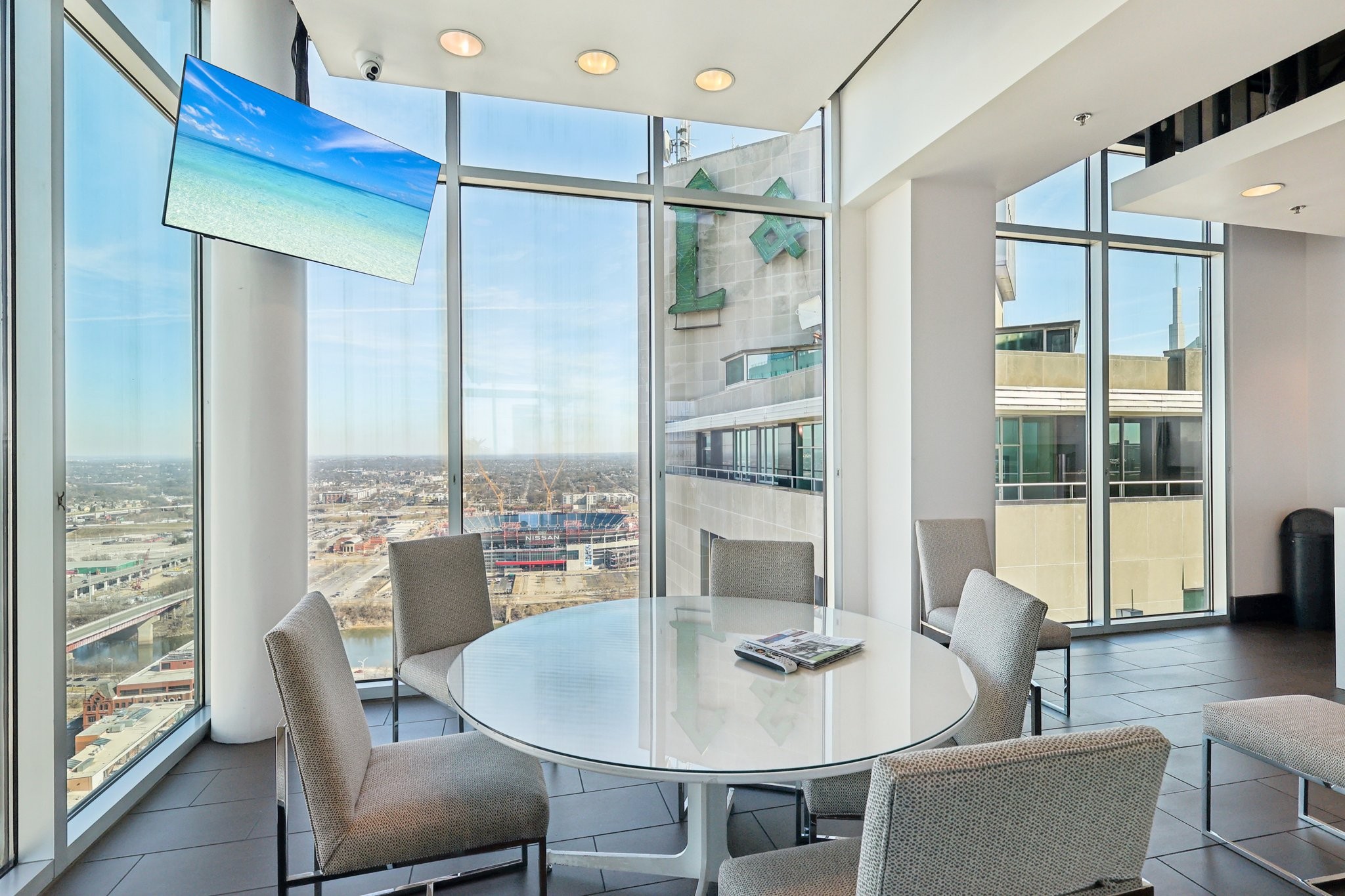 415 Church St Unit: 1104