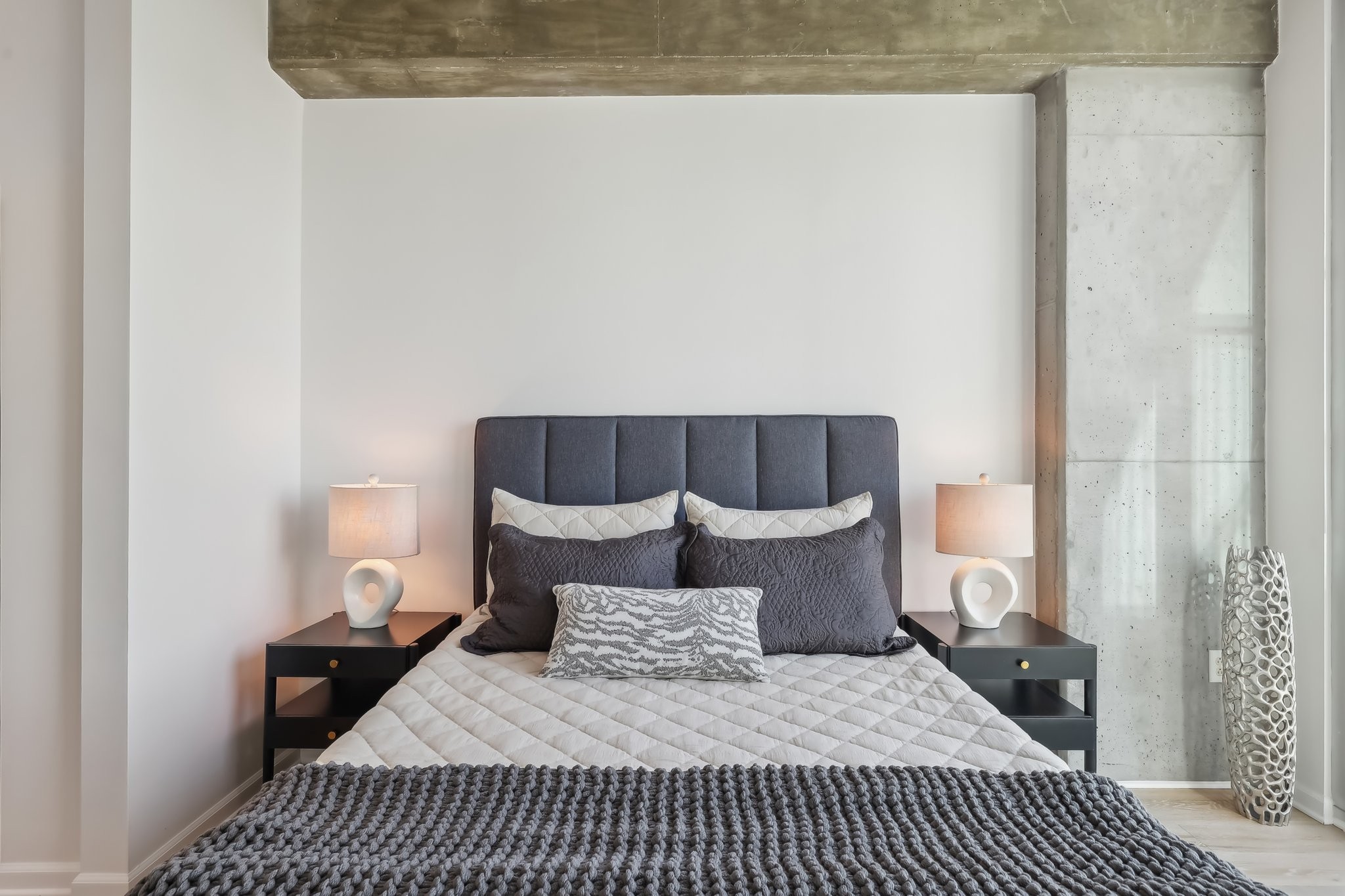 415 Church St Unit: 1104