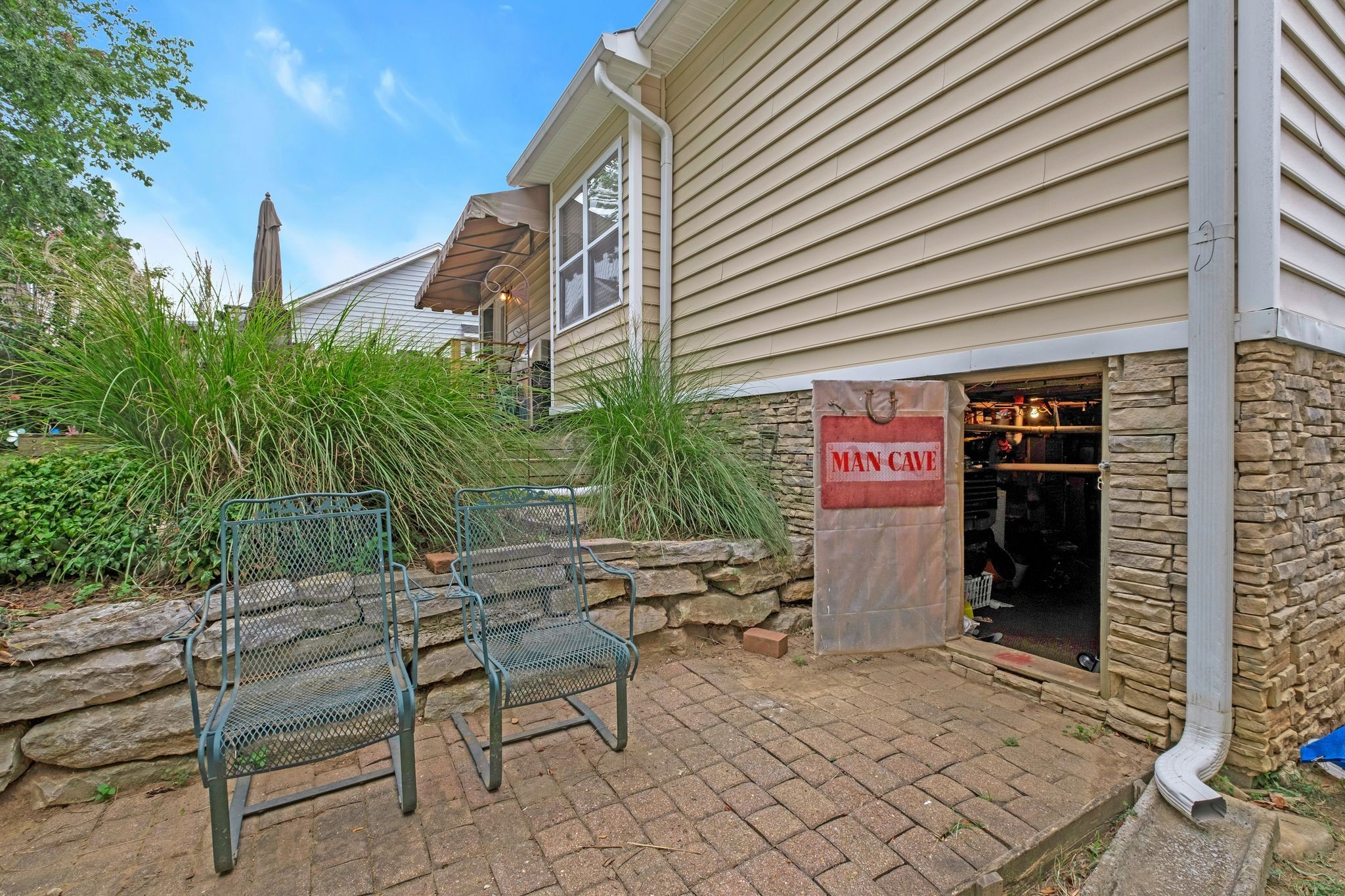 204 Deep Woods Court