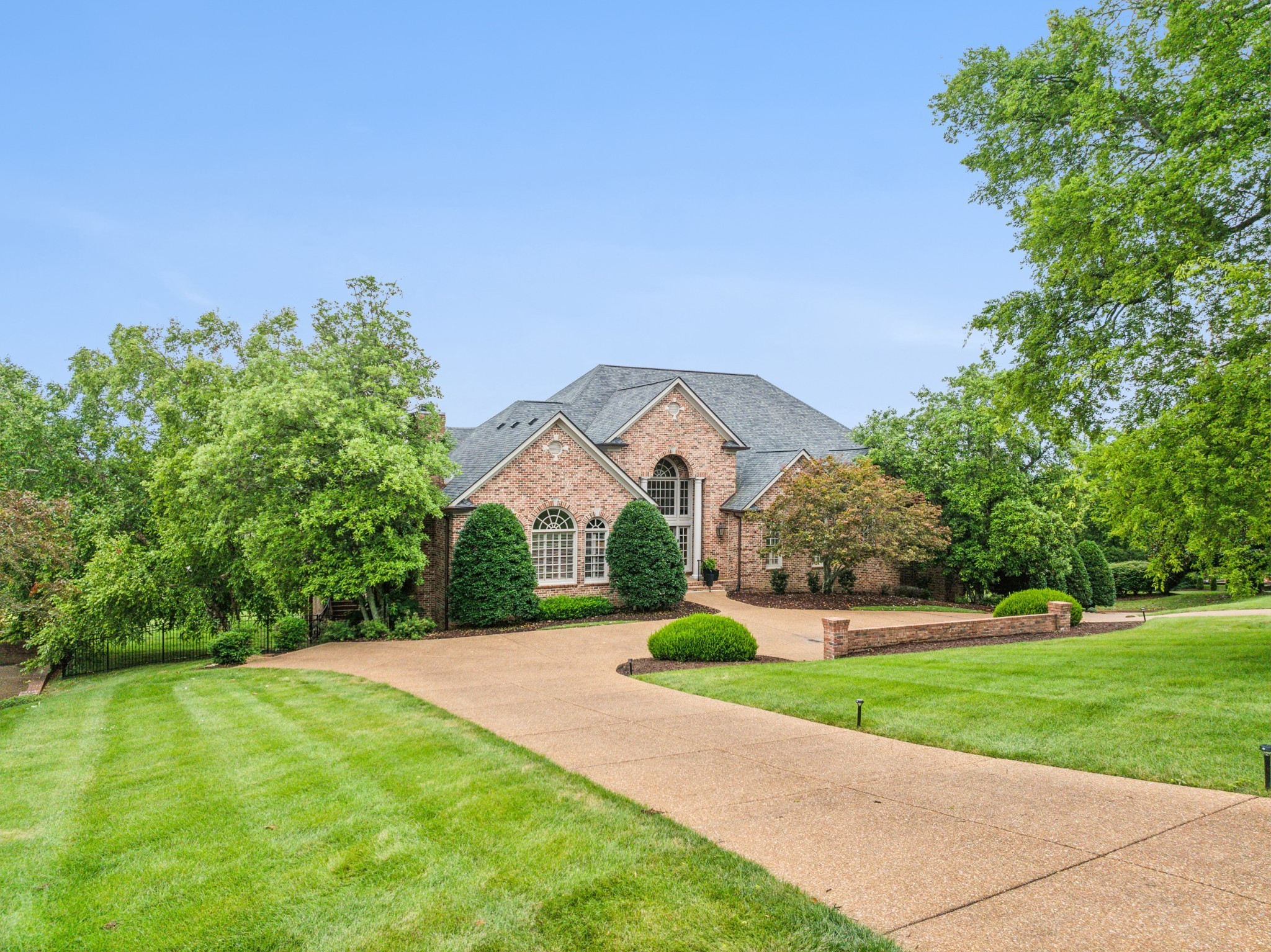 701 Legends Crest Dr