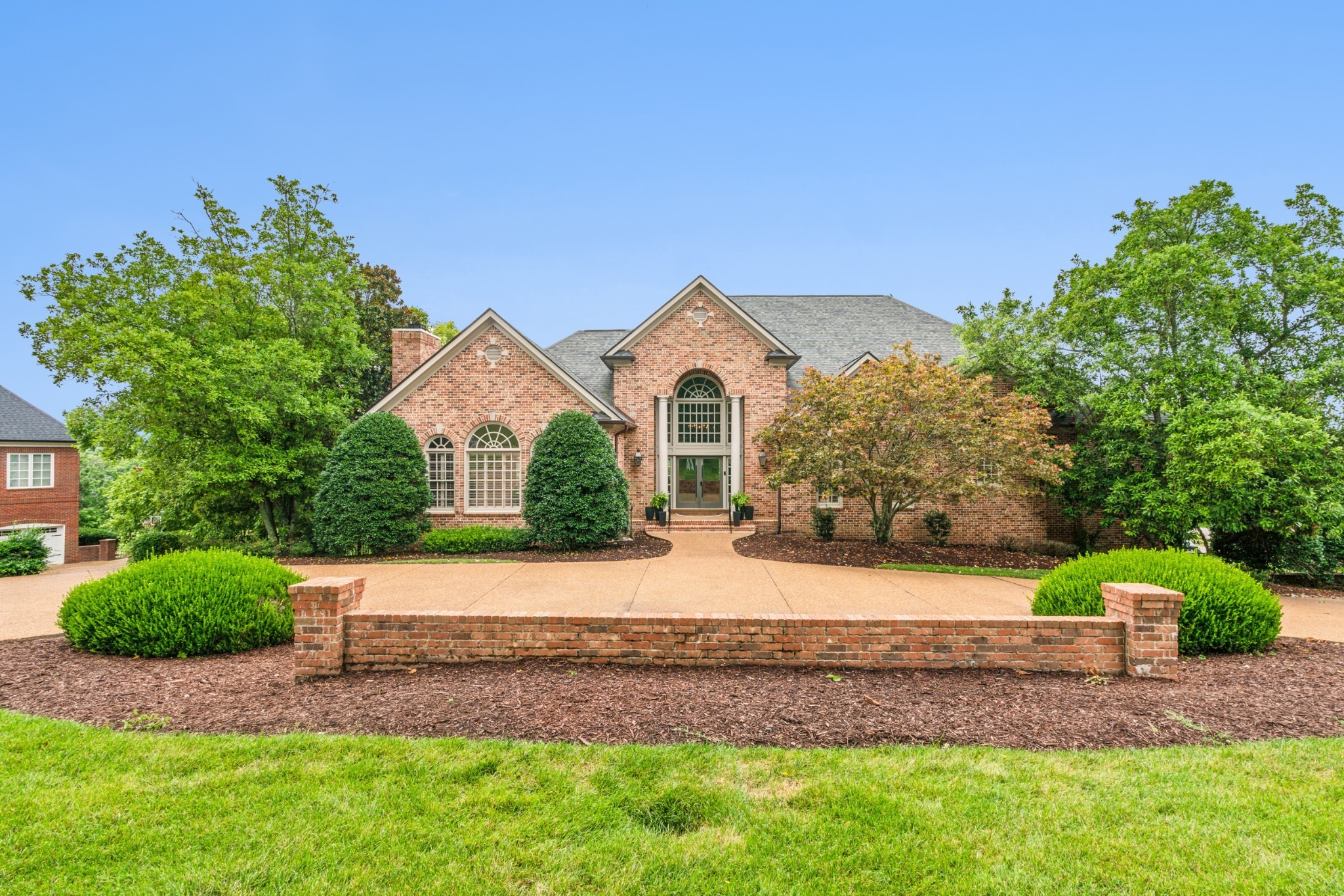 701 Legends Crest Dr