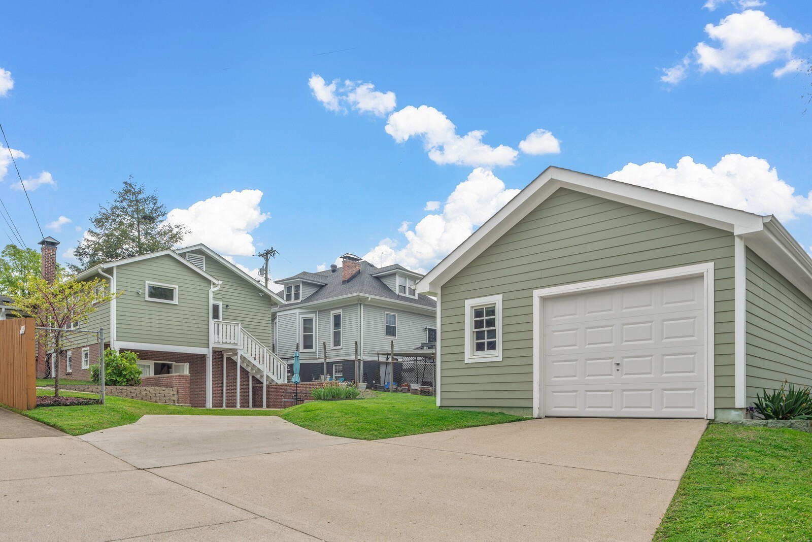 1000 Acklen Ave
