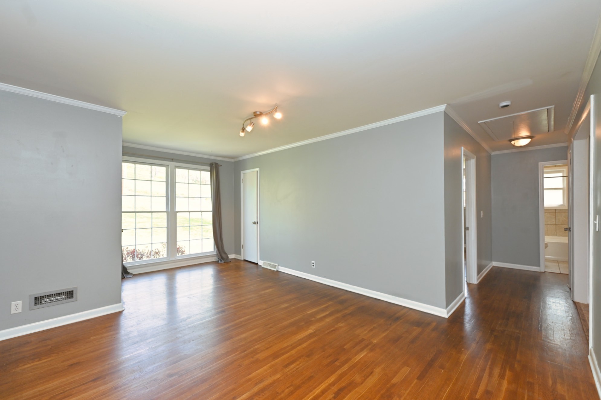 7635 Charlotte Pike Unit: Unit A