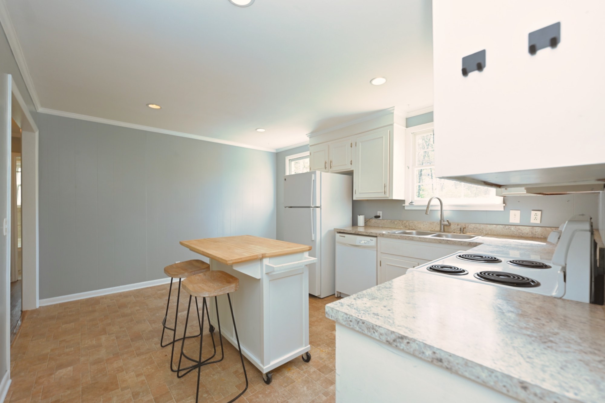 7635 Charlotte Pike Unit: Unit A