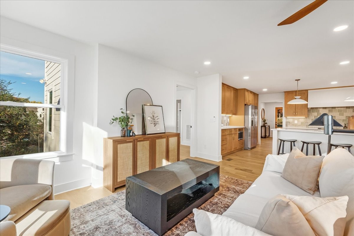 614 Skyview Dr