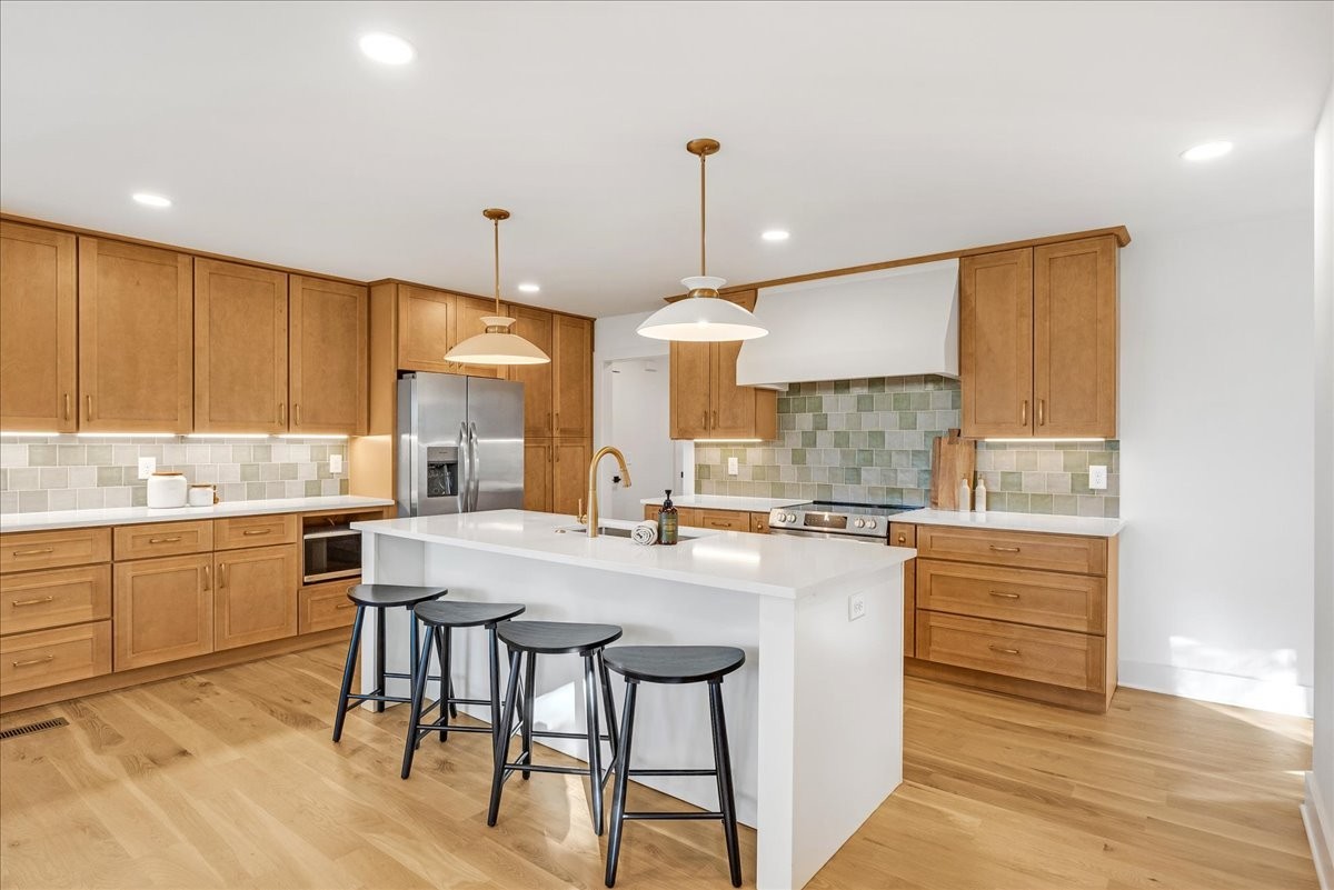 614 Skyview Dr