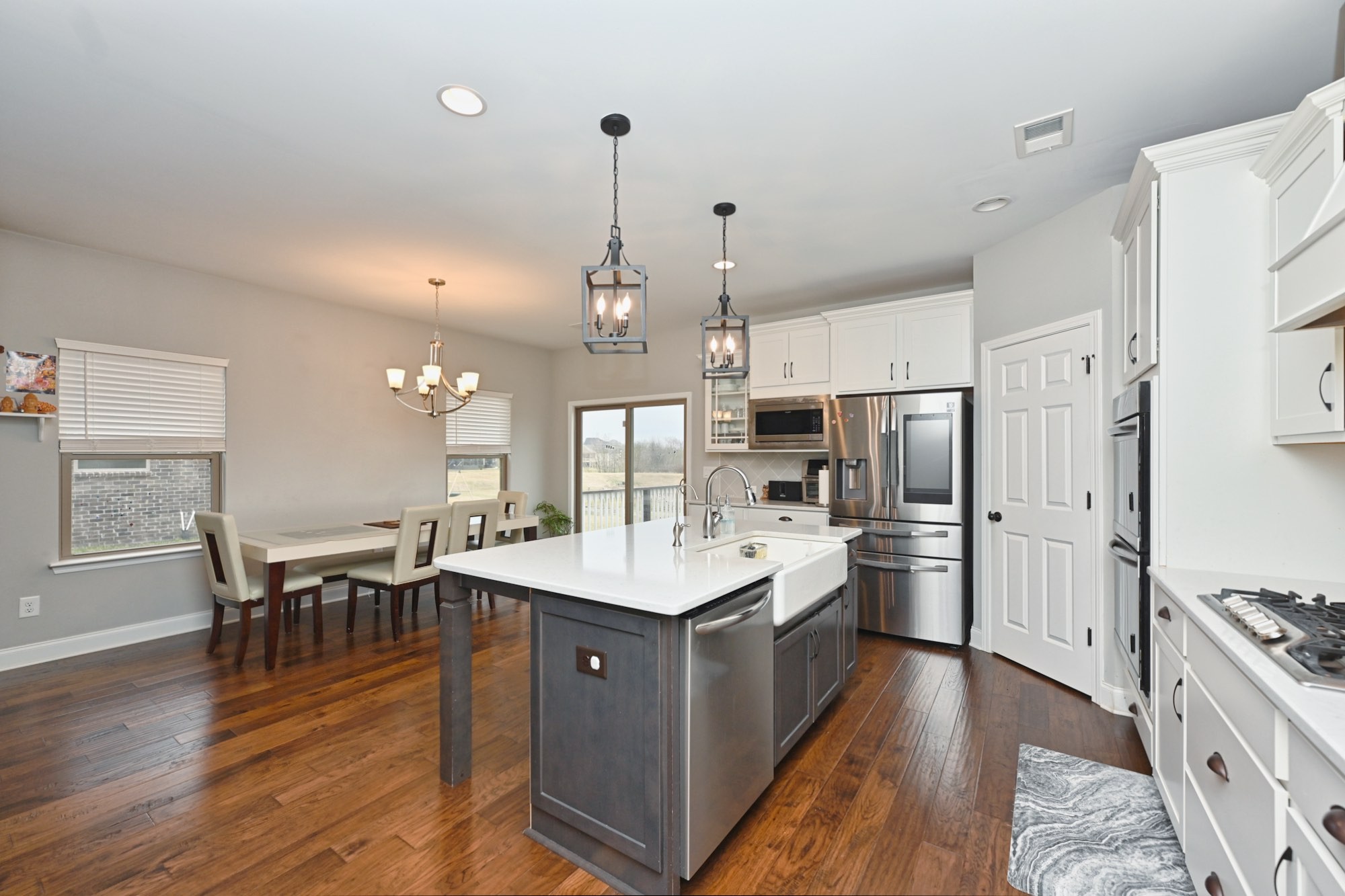 2939 Stewart Campbell Pt