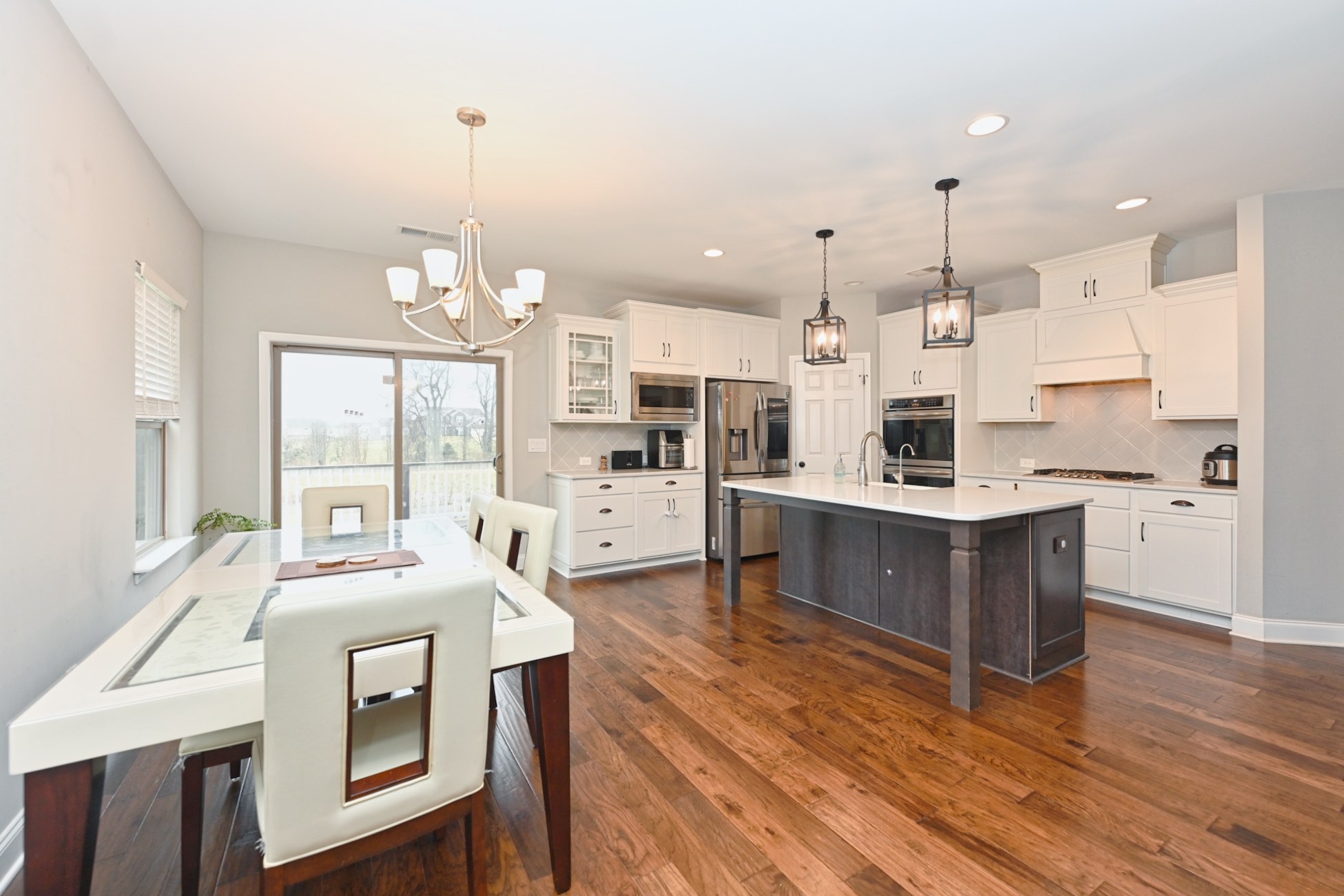 2939 Stewart Campbell Pt