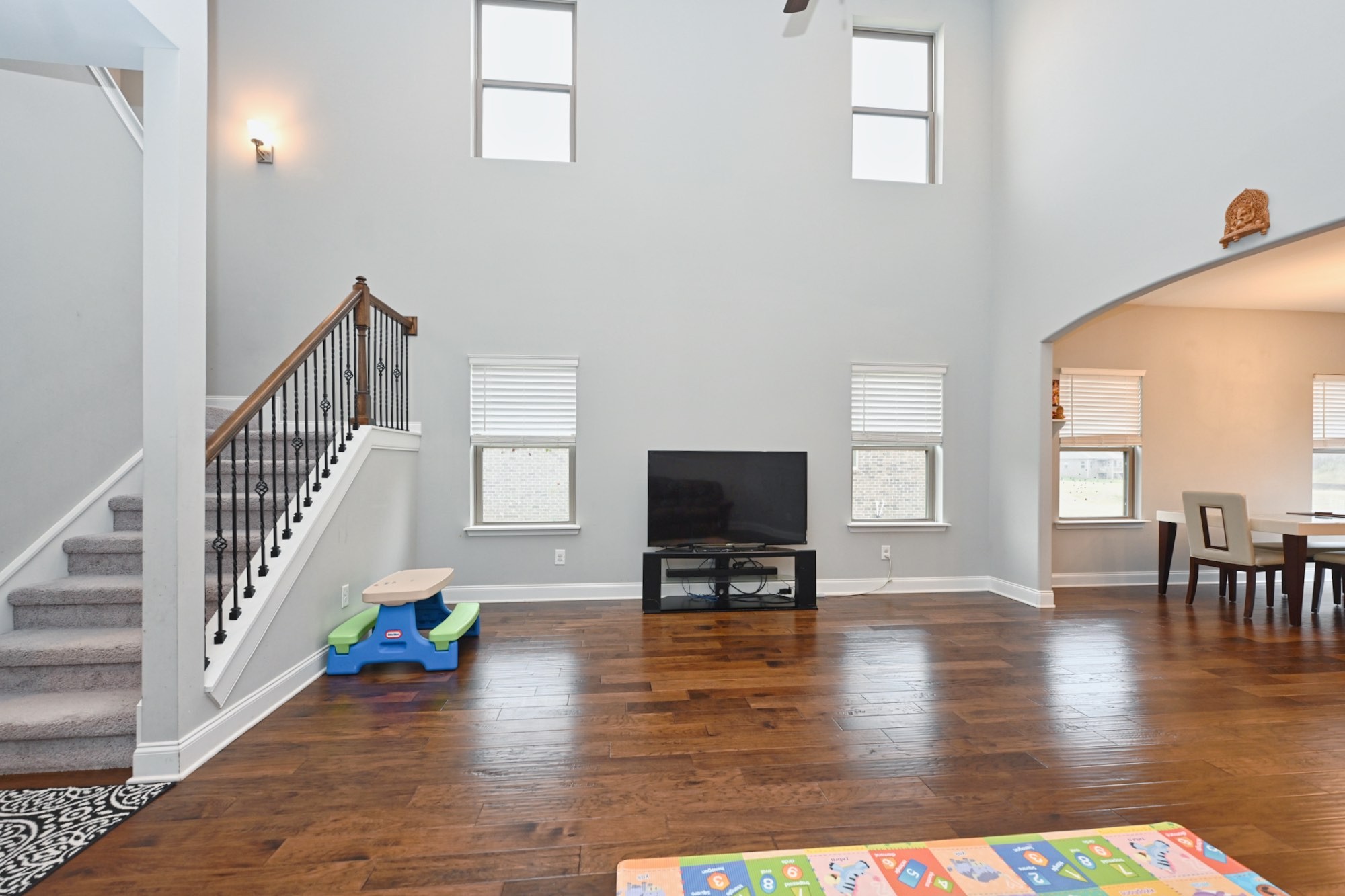 2939 Stewart Campbell Pt