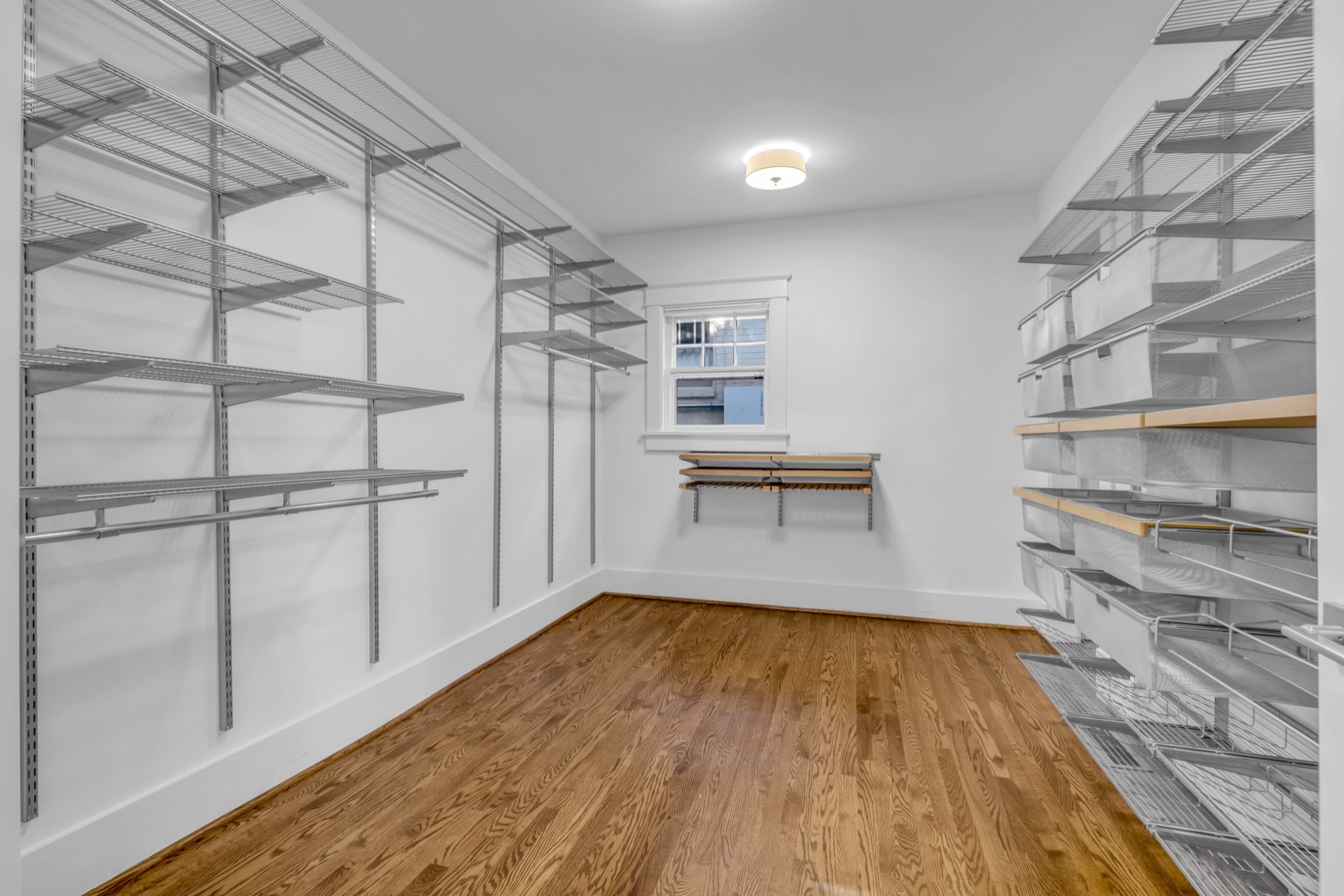 2501 Barton Avenue