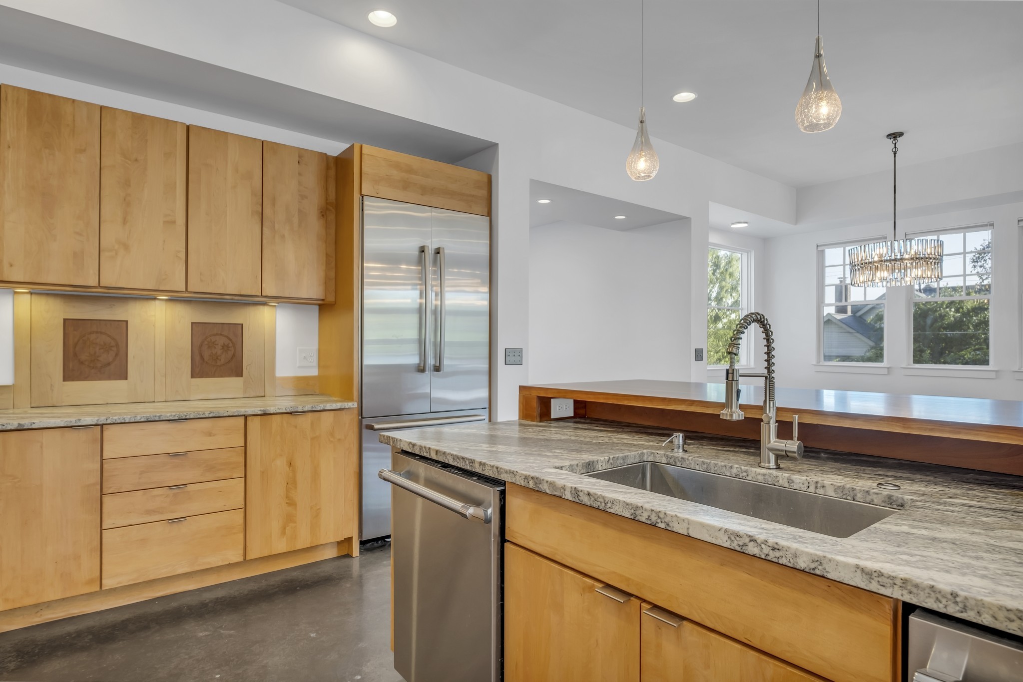 2501 Barton Avenue