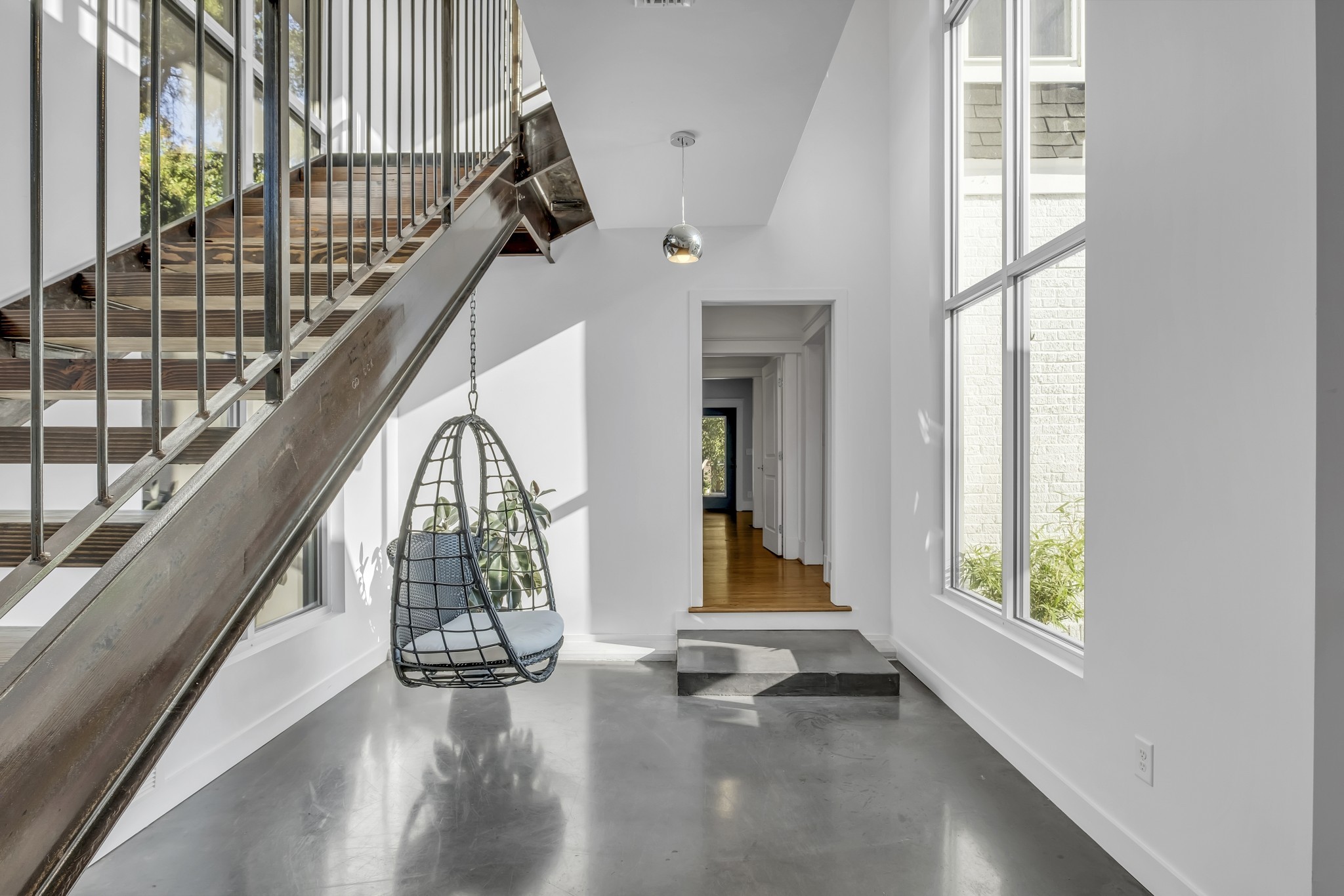 2501 Barton Avenue