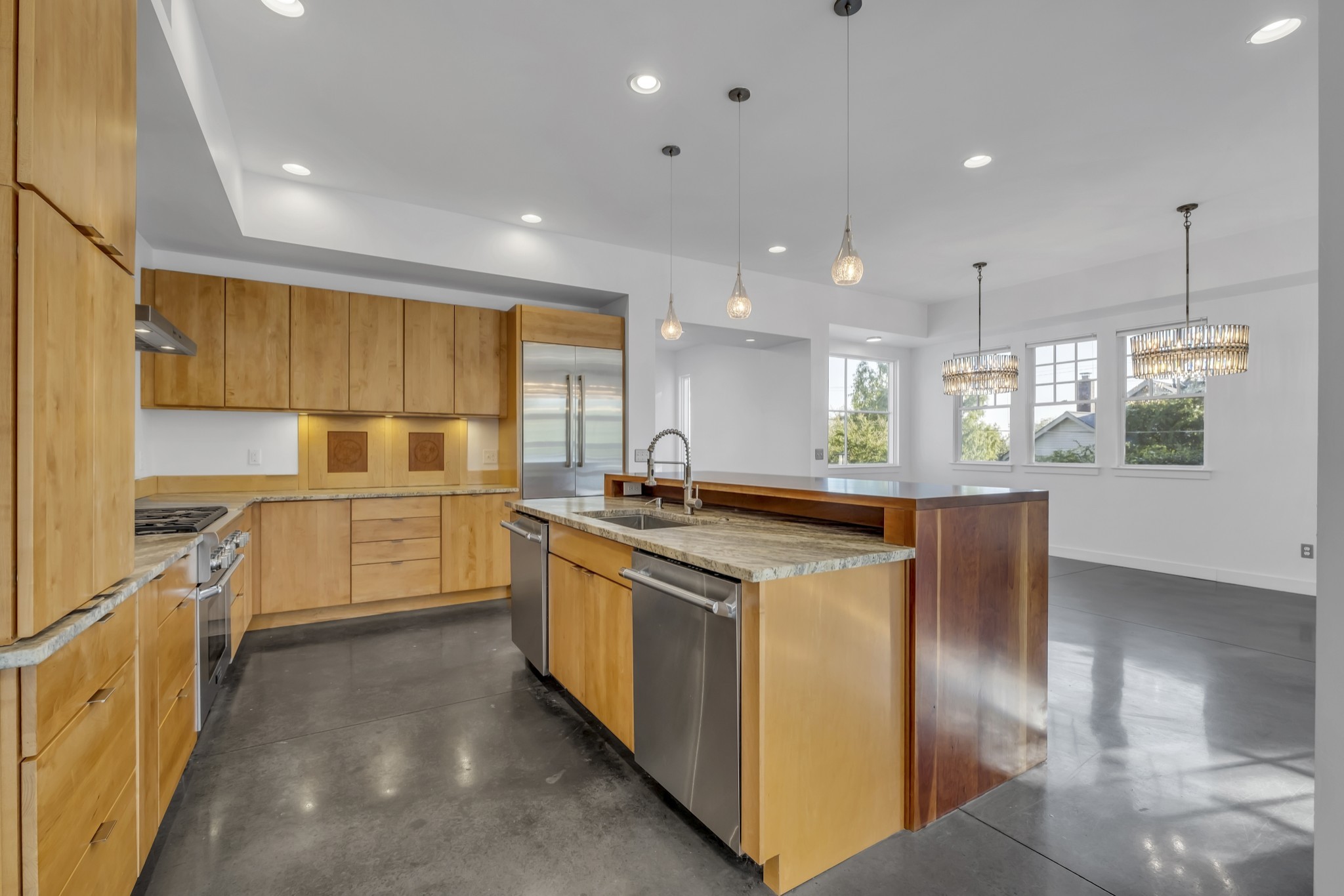 2501 Barton Avenue
