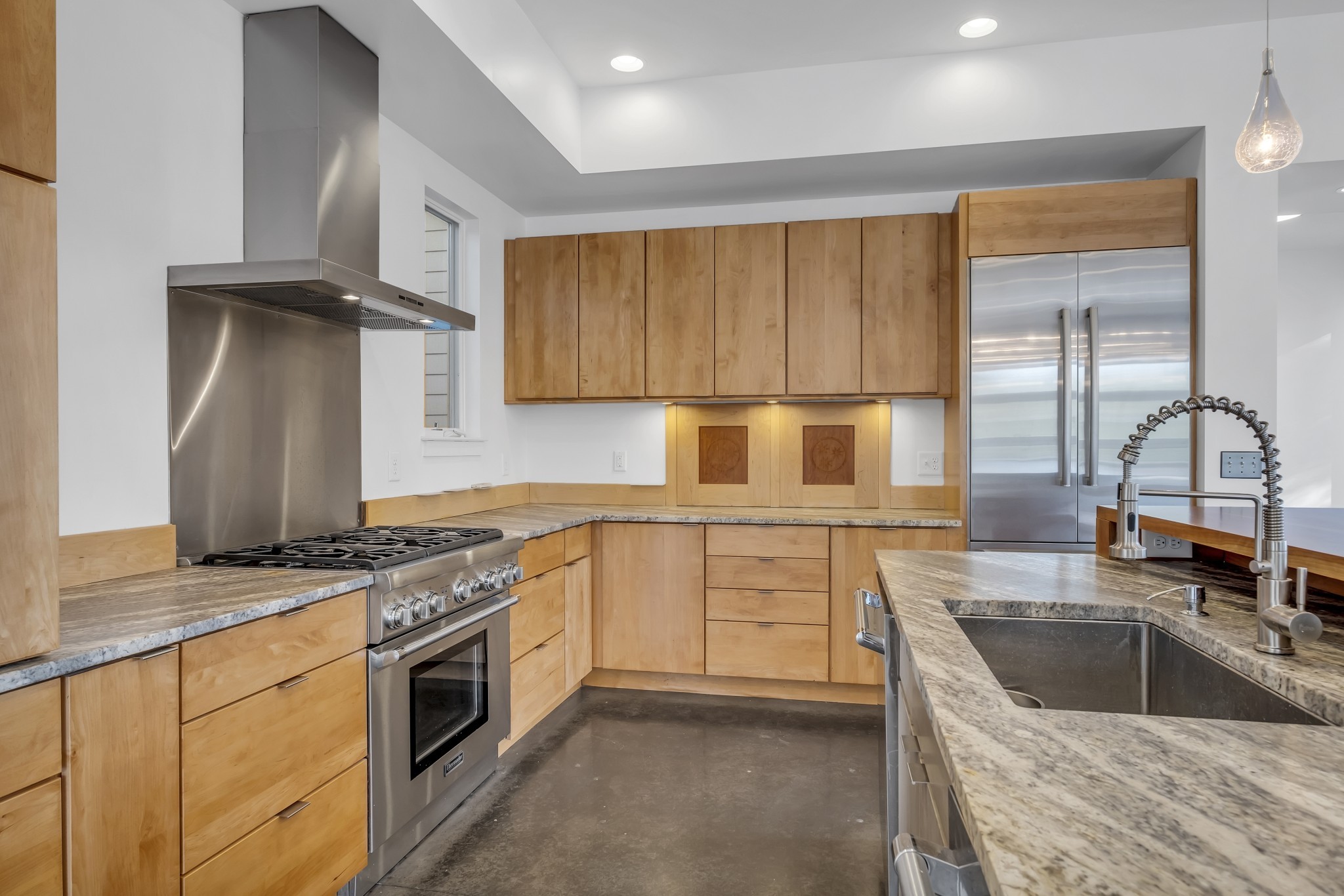 2501 Barton Avenue