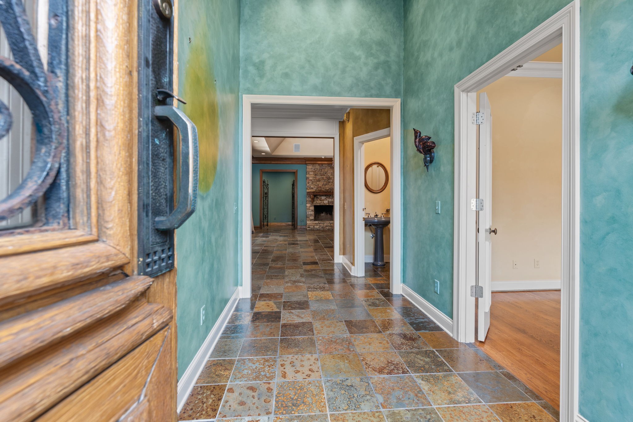 417 Prestwick Ct