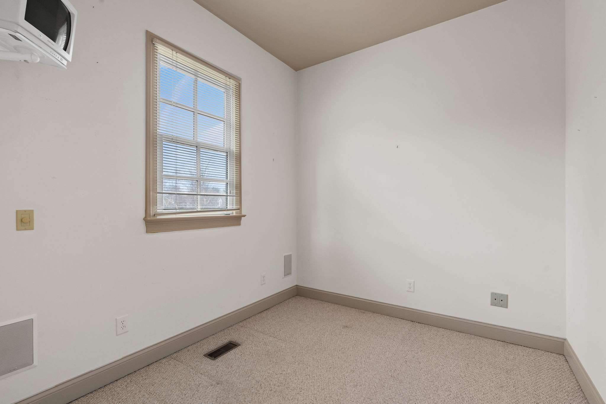 417 Prestwick Ct