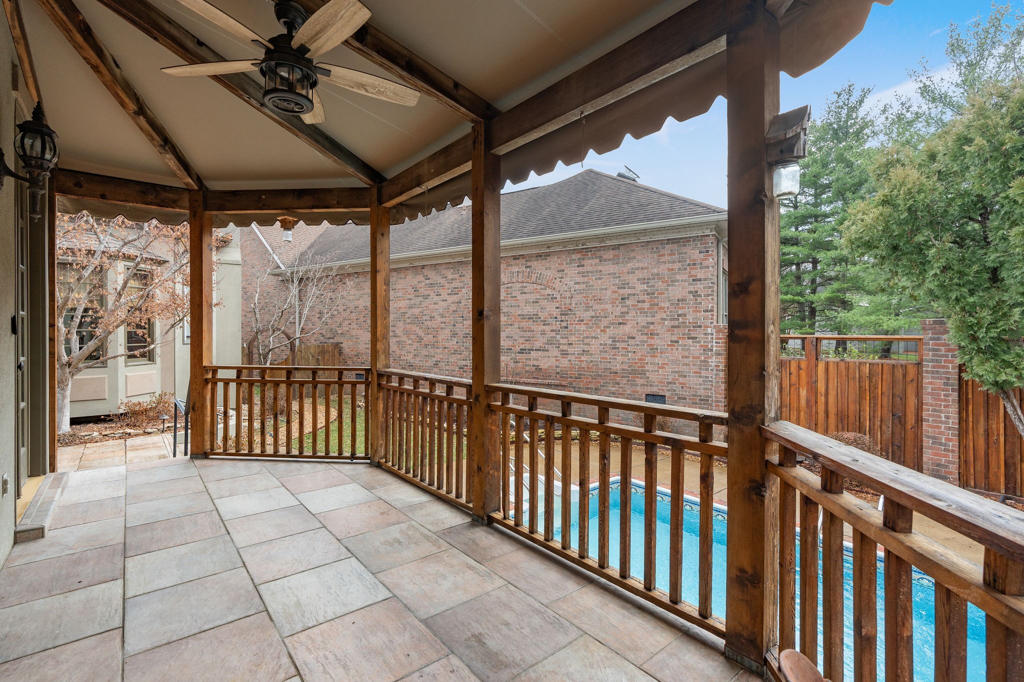 417 Prestwick Ct