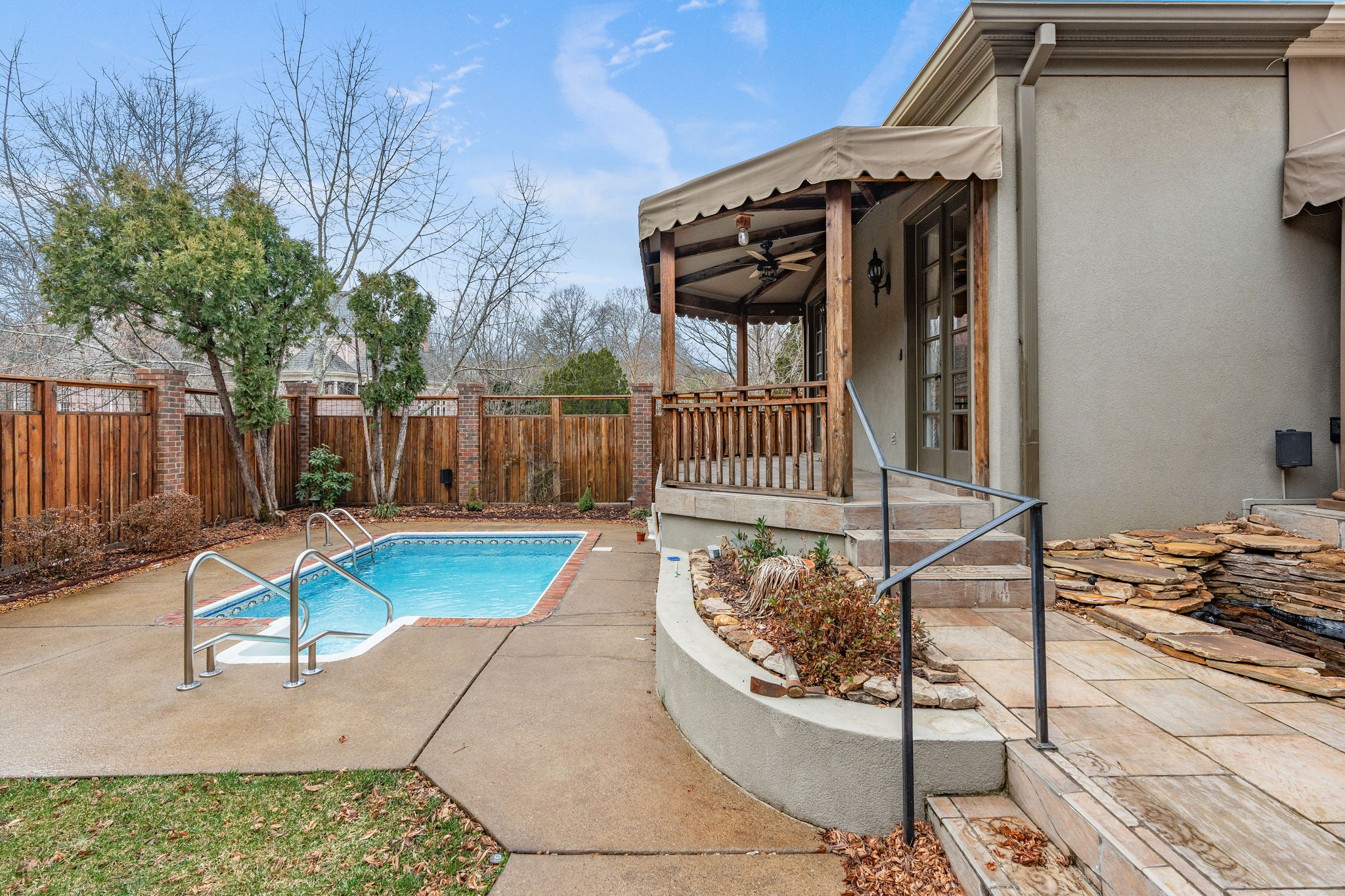 417 Prestwick Ct