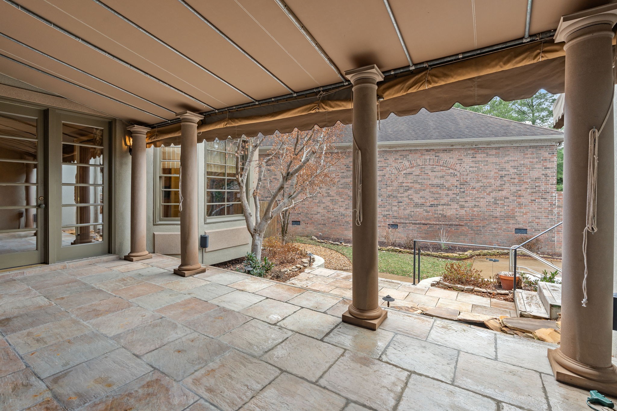 417 Prestwick Ct