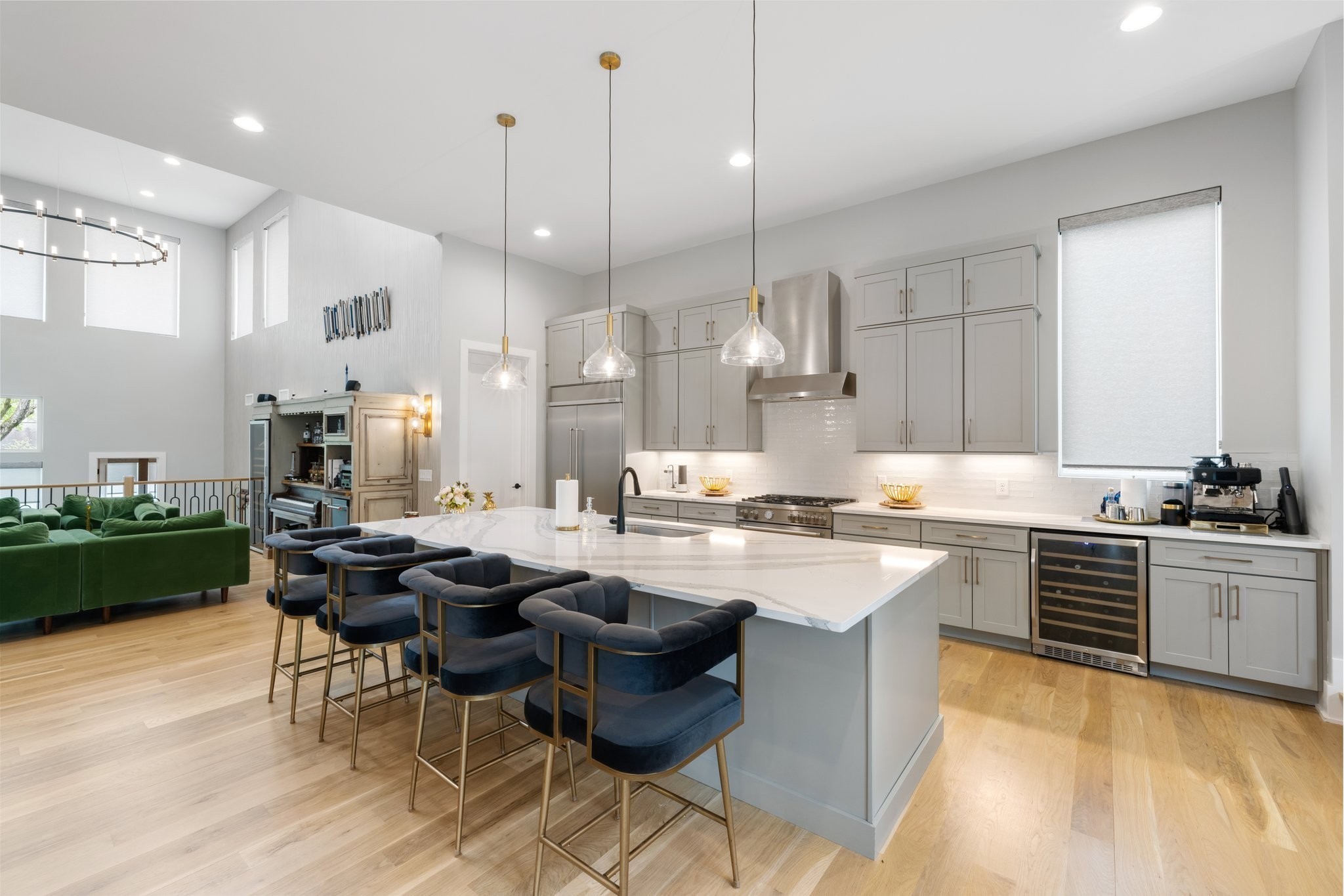 3911 Albert Dr