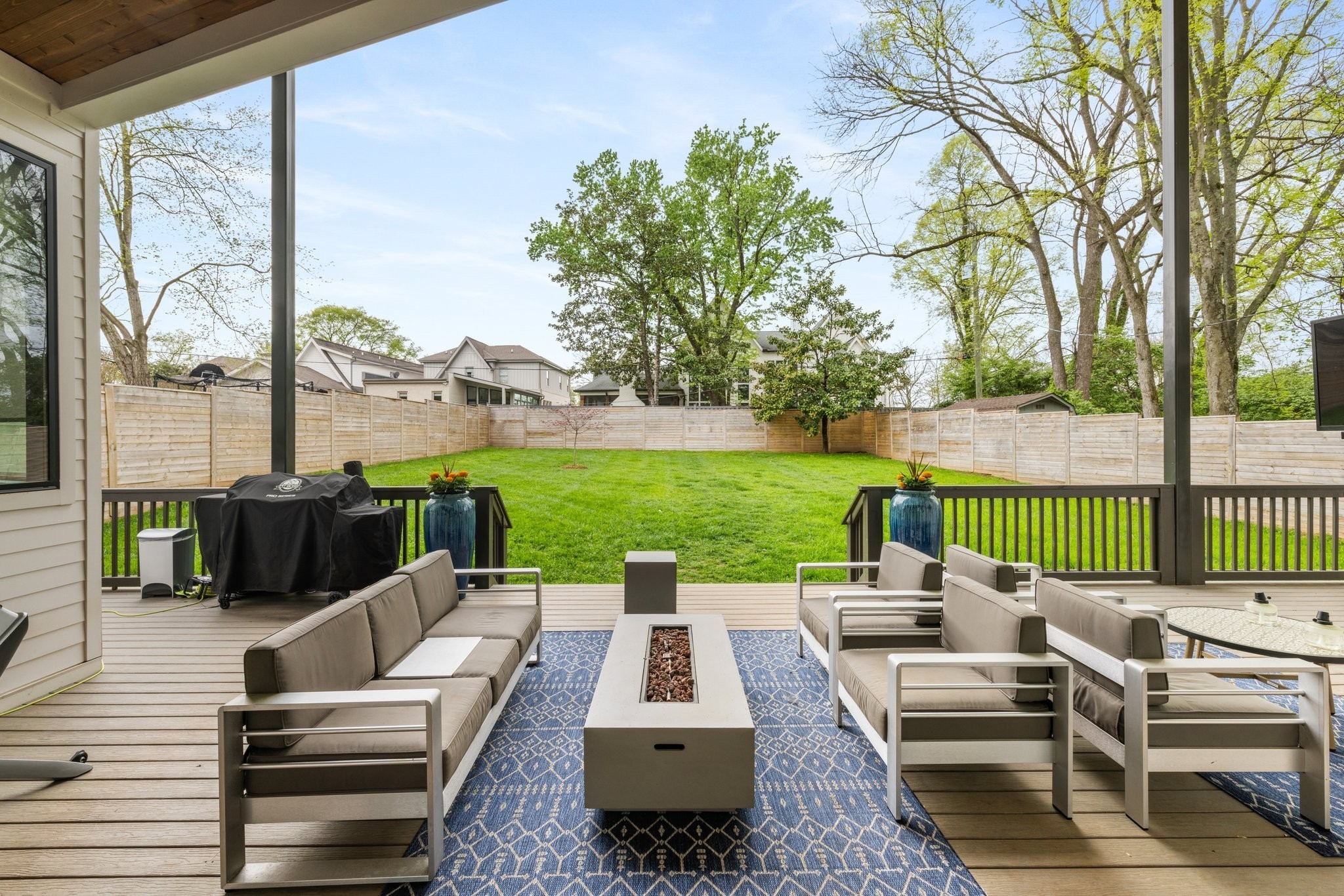 3911 Albert Dr