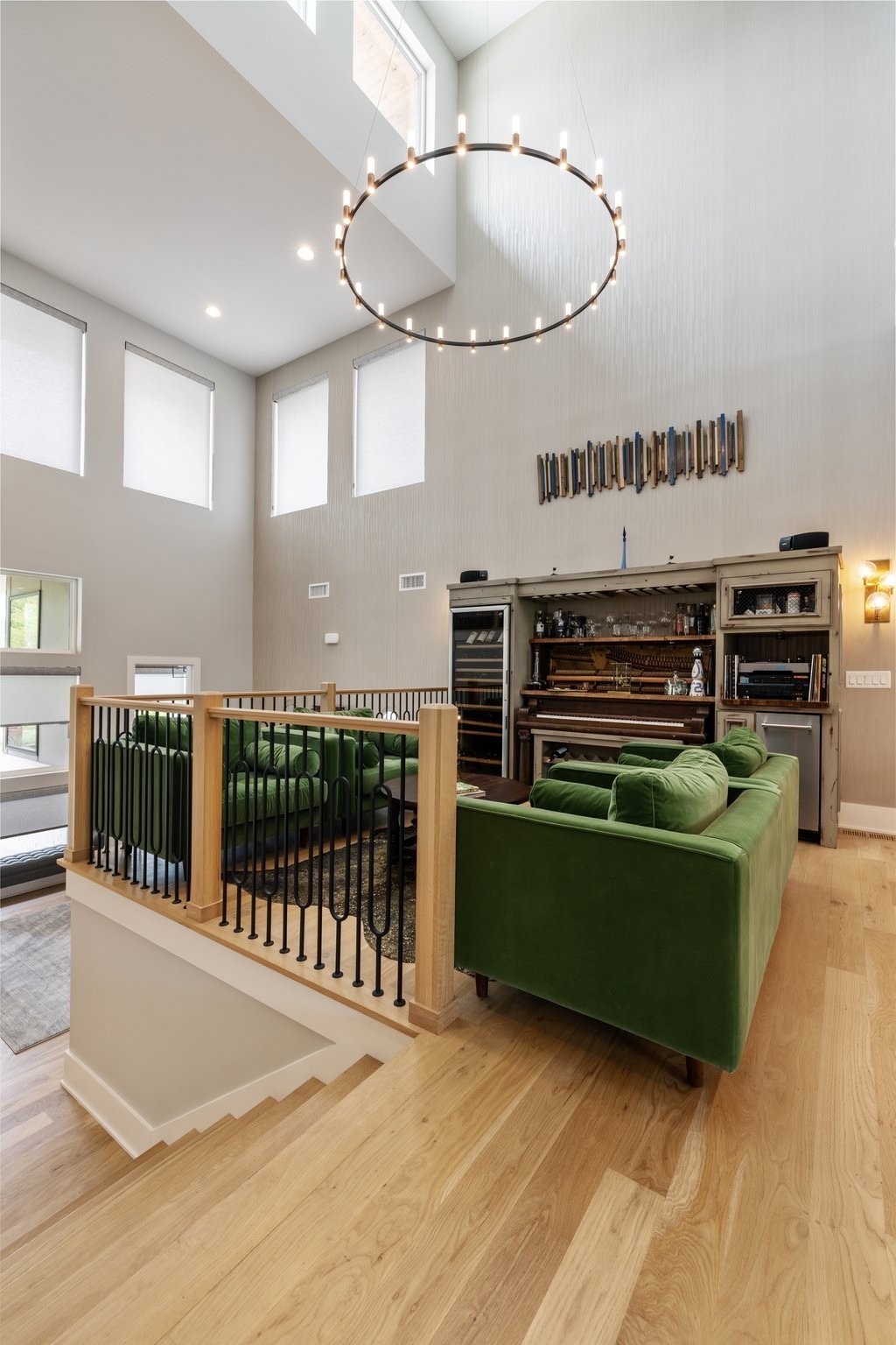 3911 Albert Dr