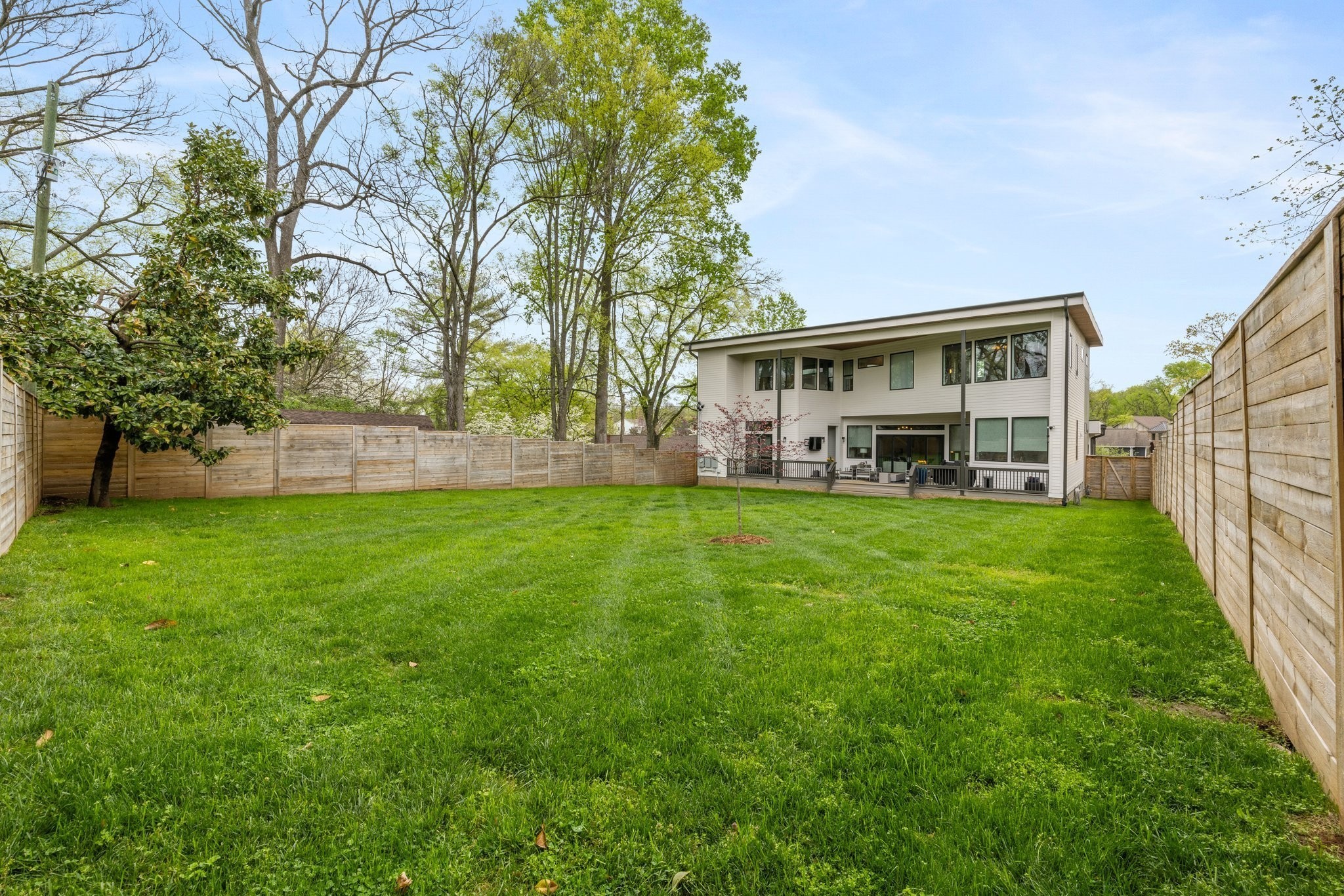 3911 Albert Dr