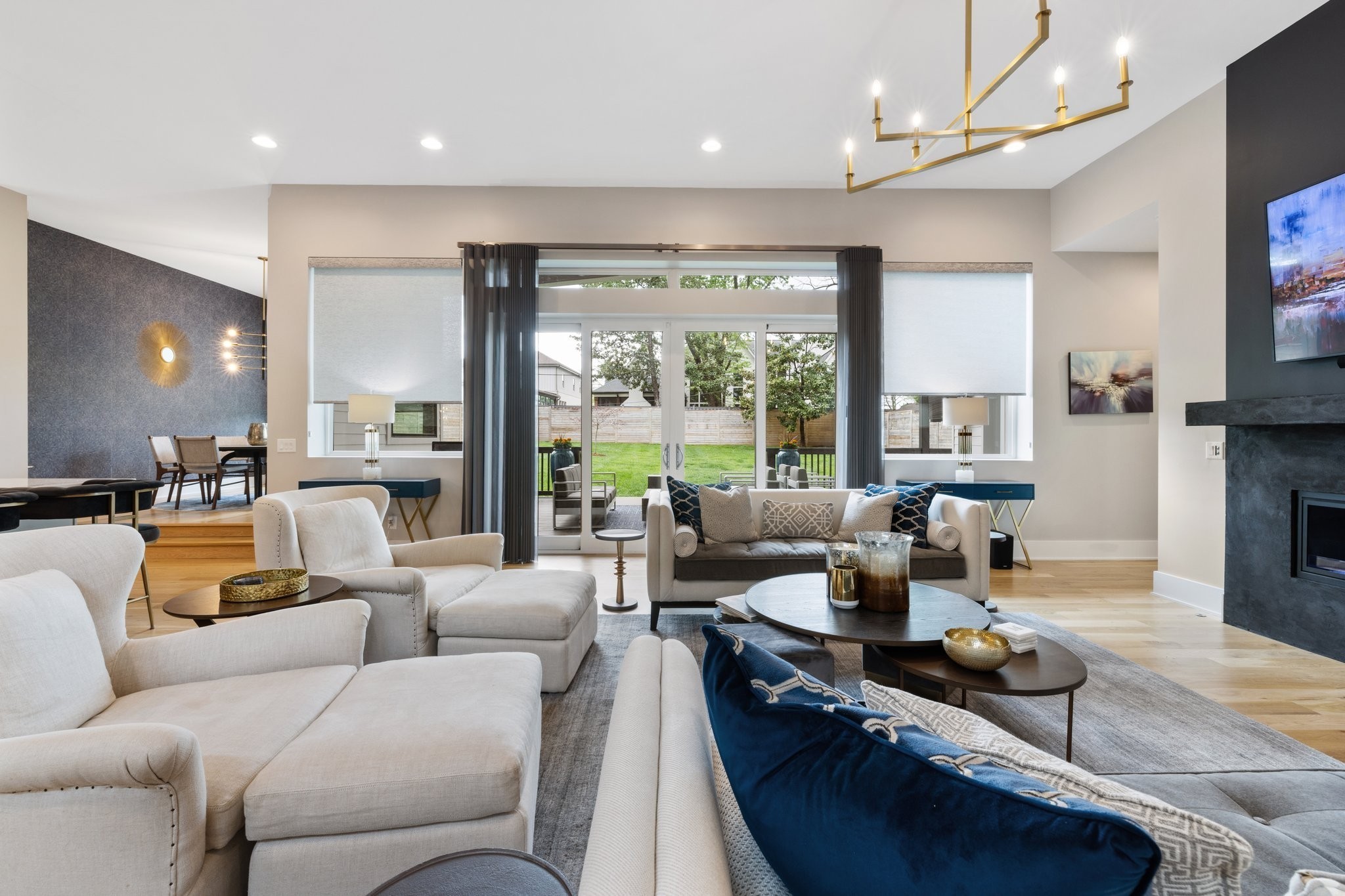 3911 Albert Dr