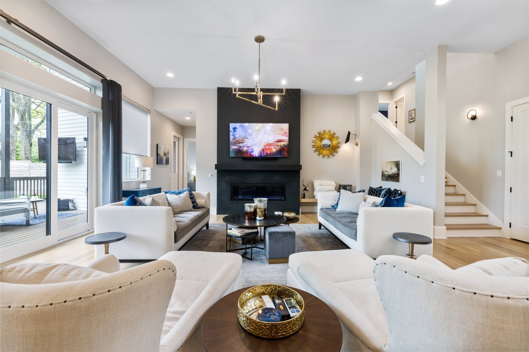3911 Albert Dr